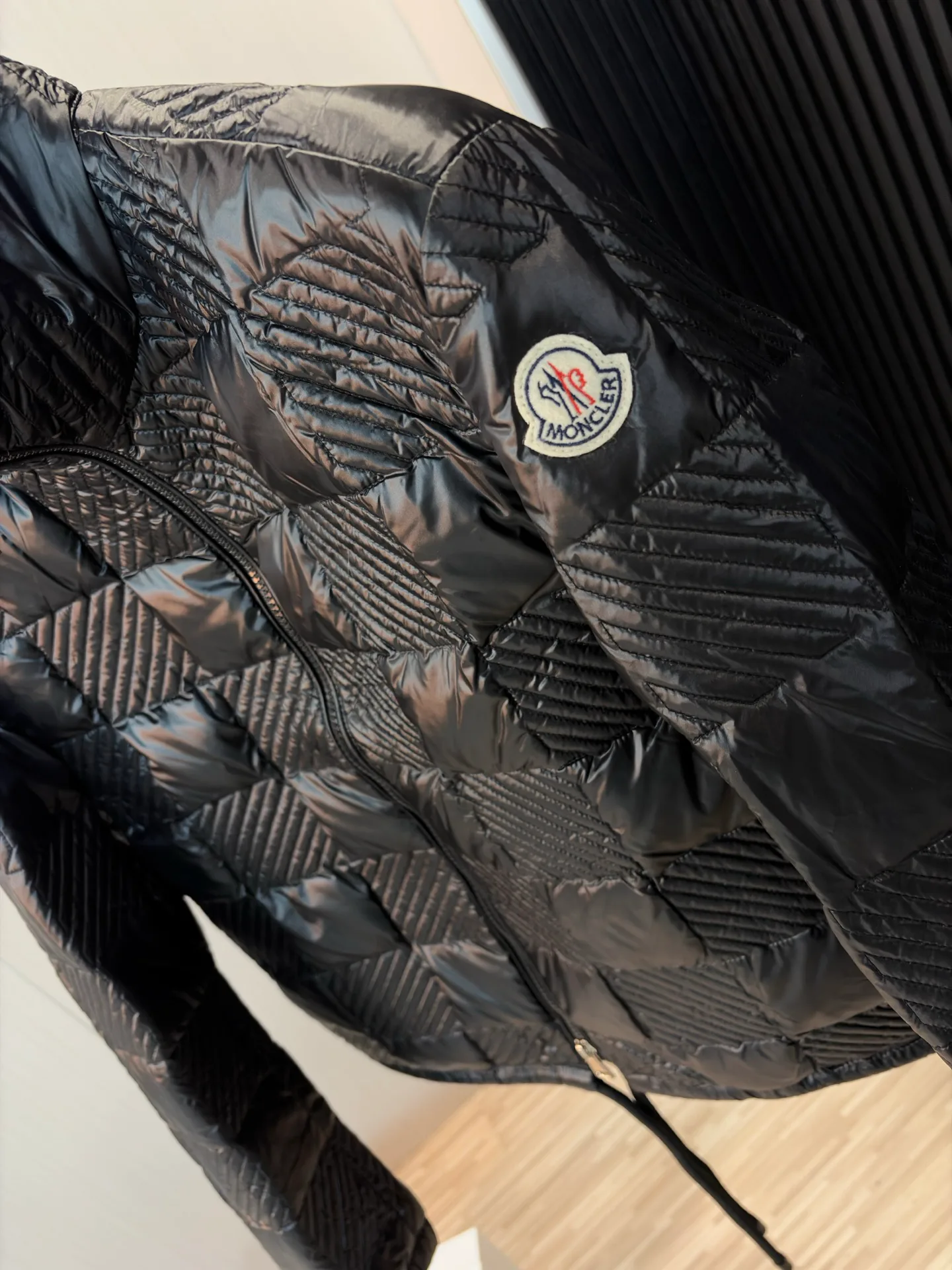 Men's Jackets And Down Jackets MONCLER 18434678