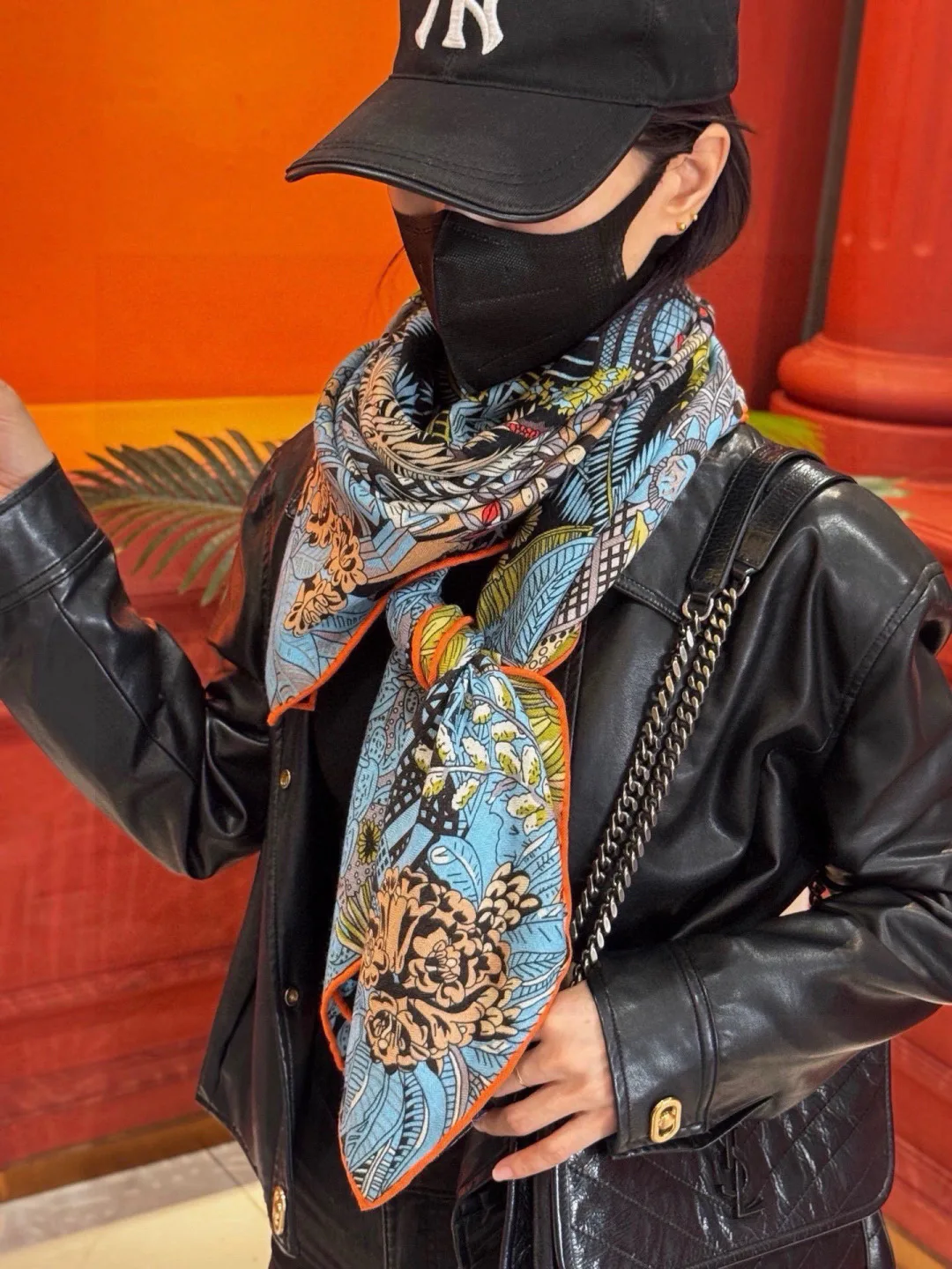 Silk Scarves HERMES 18322213