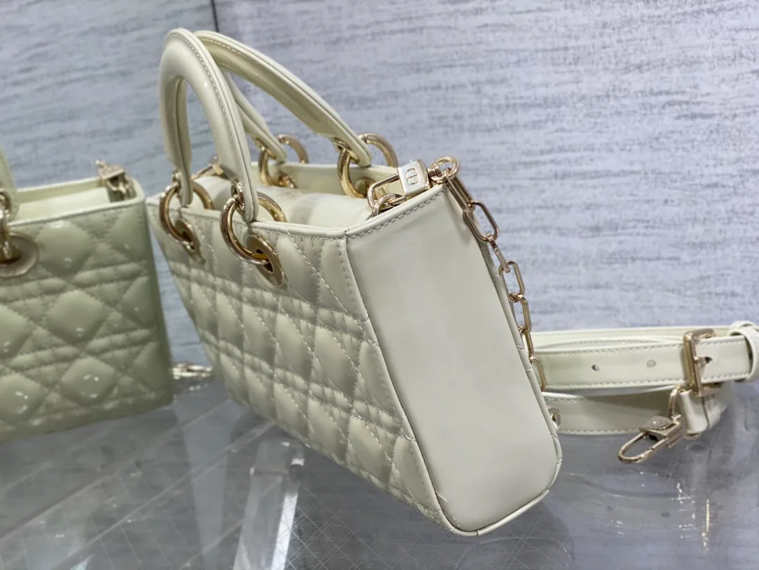 Women's Classic Handbags CHRISTIAN DIOR 17770445