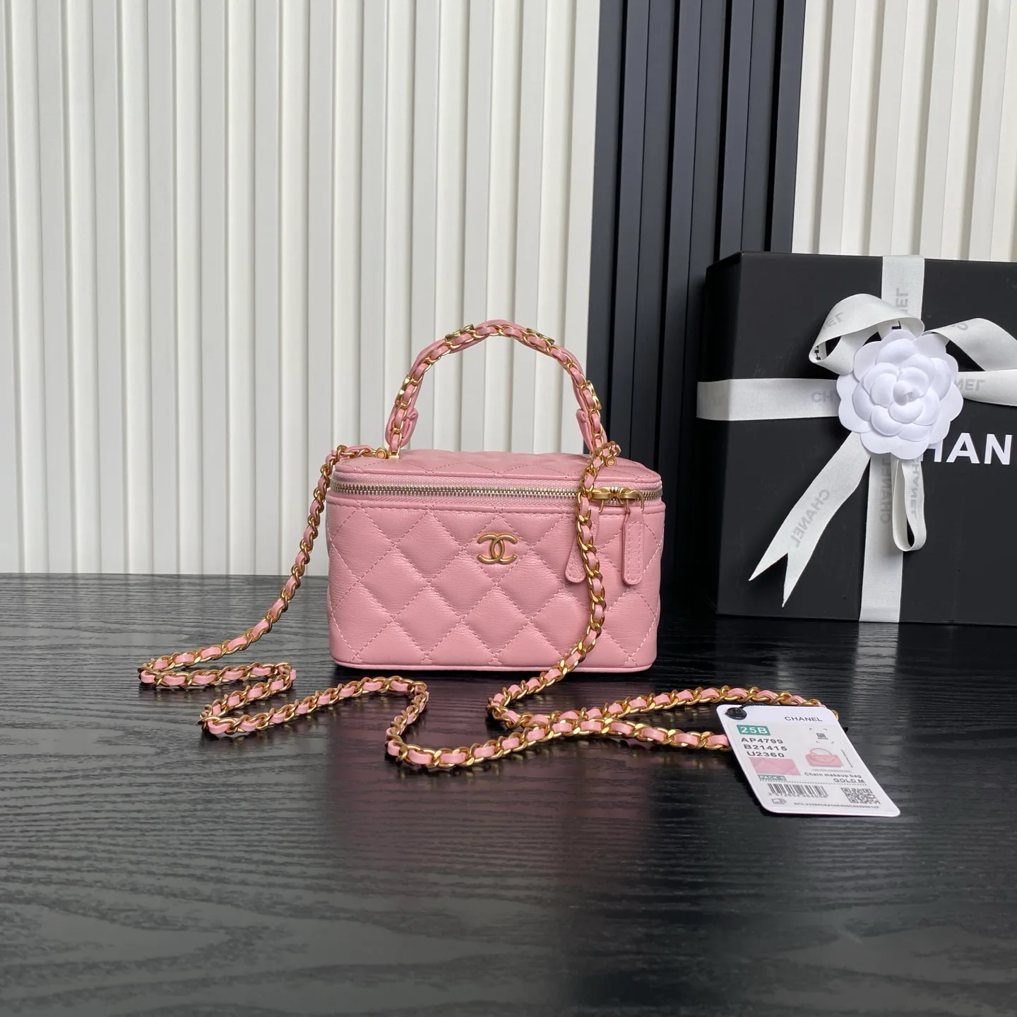 Women's Classic Handbags CHANEL 17364573