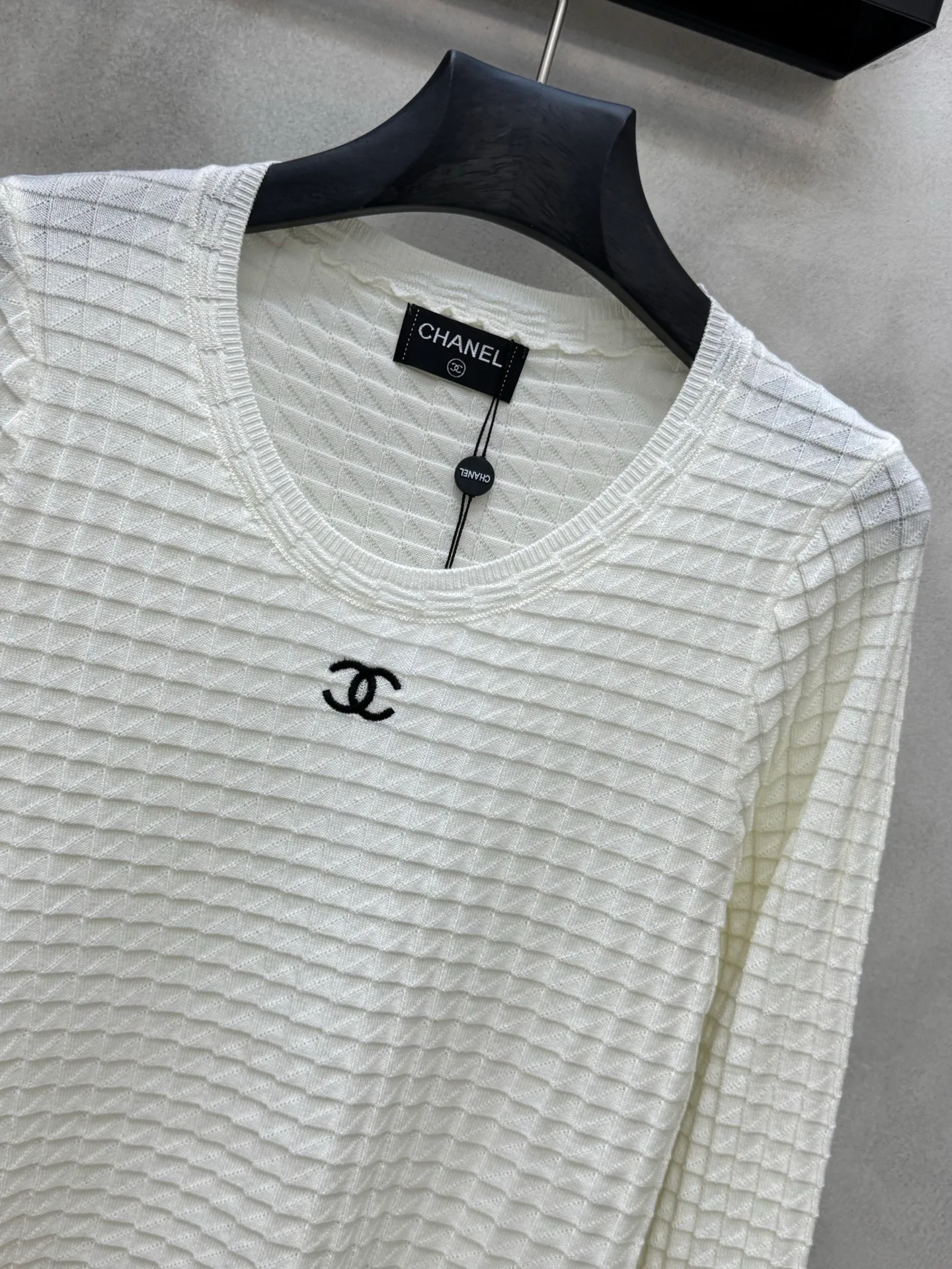 Women's Jumpers And Sweaters CHANEL 18186040