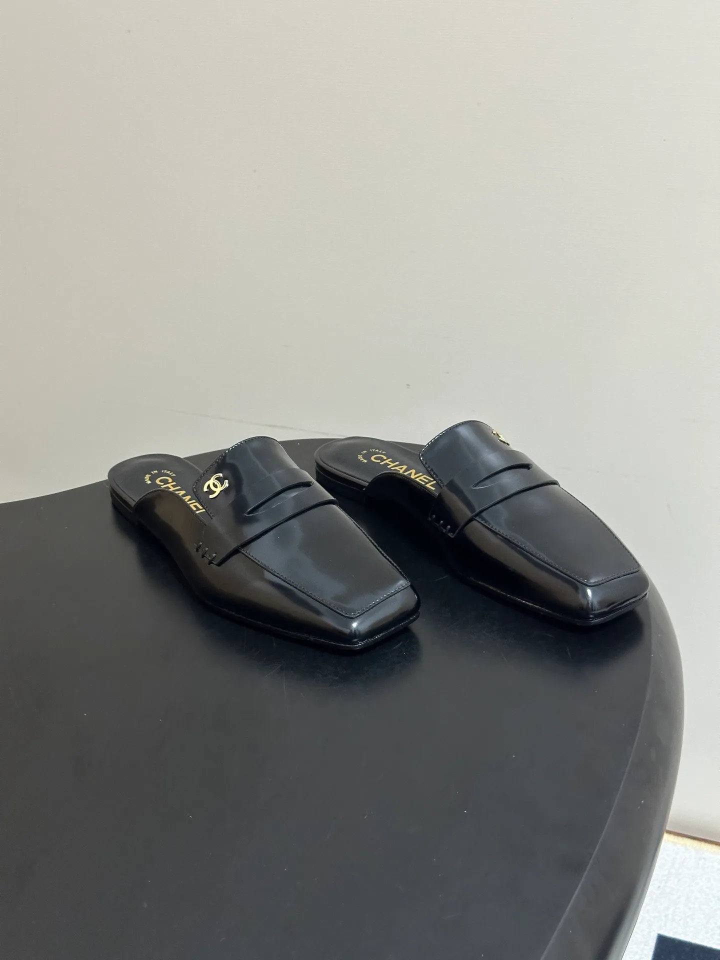 Women's Mules And Clogs CHANEL 18049698