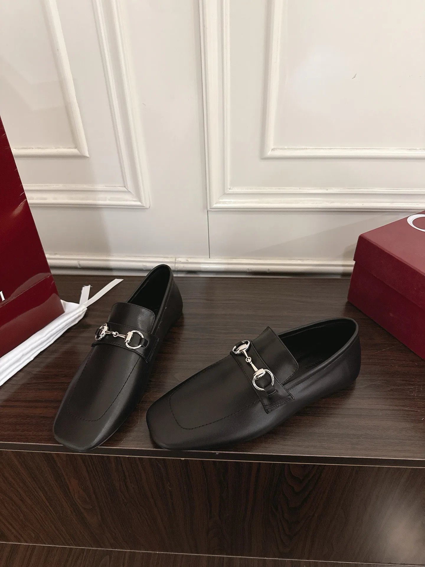 Women's Loafers And Moccasins GUCCI 17956778