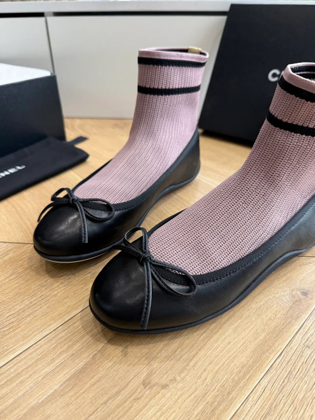 Women's Ballet Flats CHANEL 17684526
