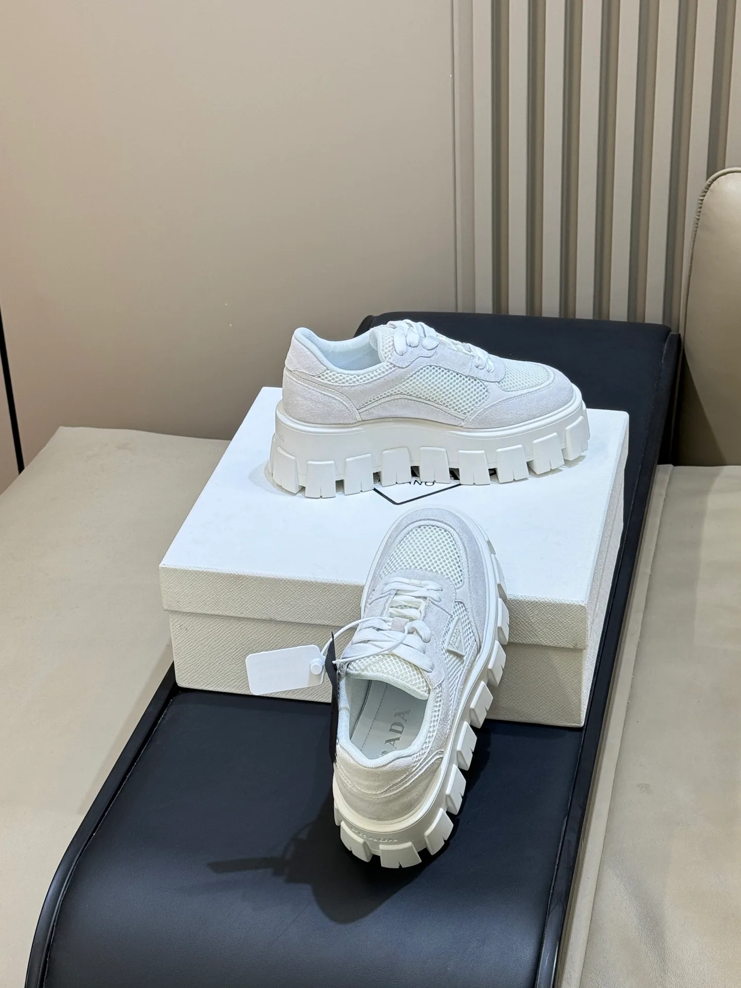 Women's Sneakers PRADA 18072932