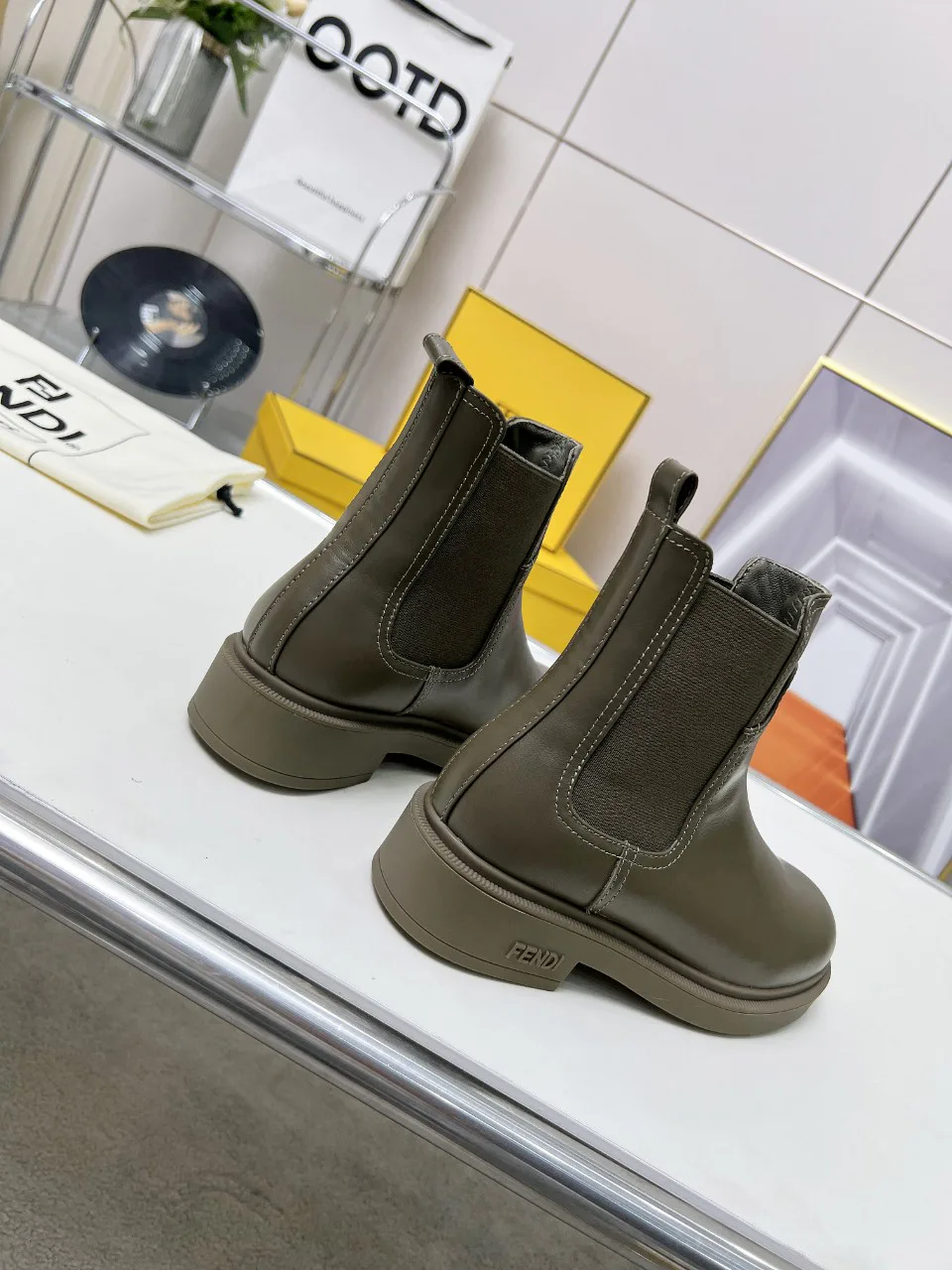 Women's Ankle Boots FENDI 17890606