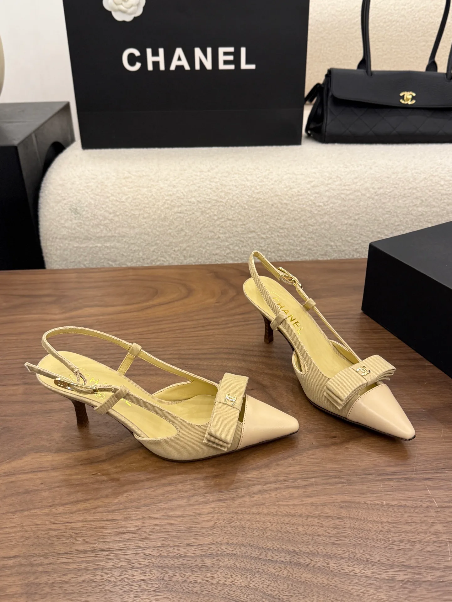Women's Heels CHANEL 19583475