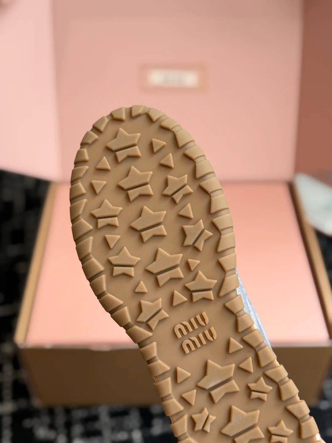 Women's Sneakers MIU MIU 17804442