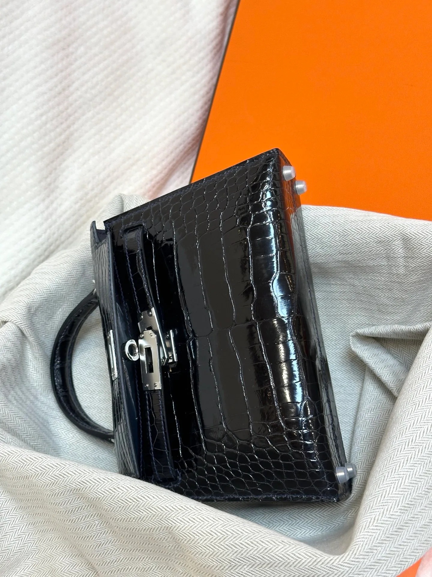 Women's Classic Handbags HERMES 18362072