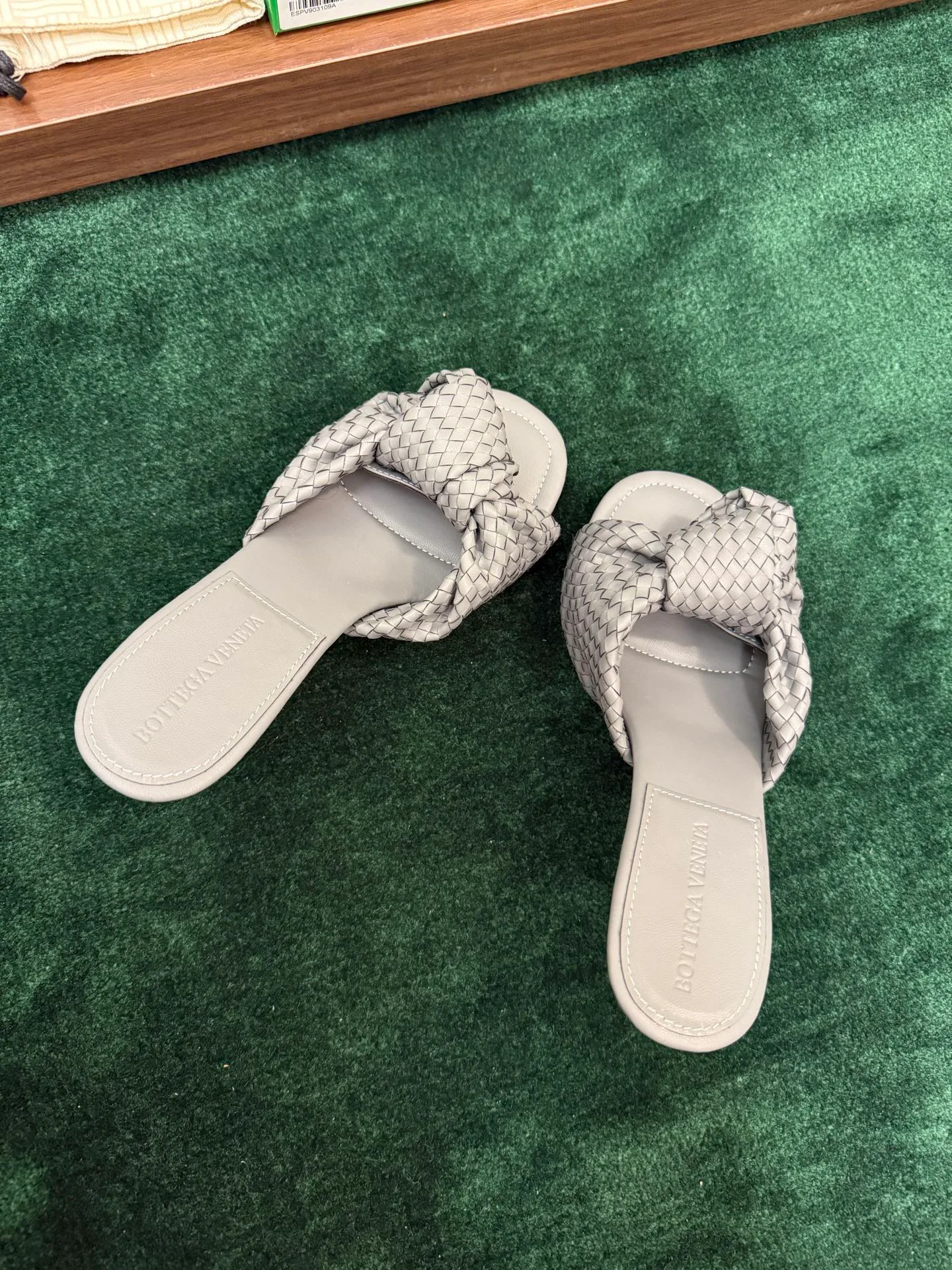 Women's Mules And Clogs BOTTEGA VENETA 17386160