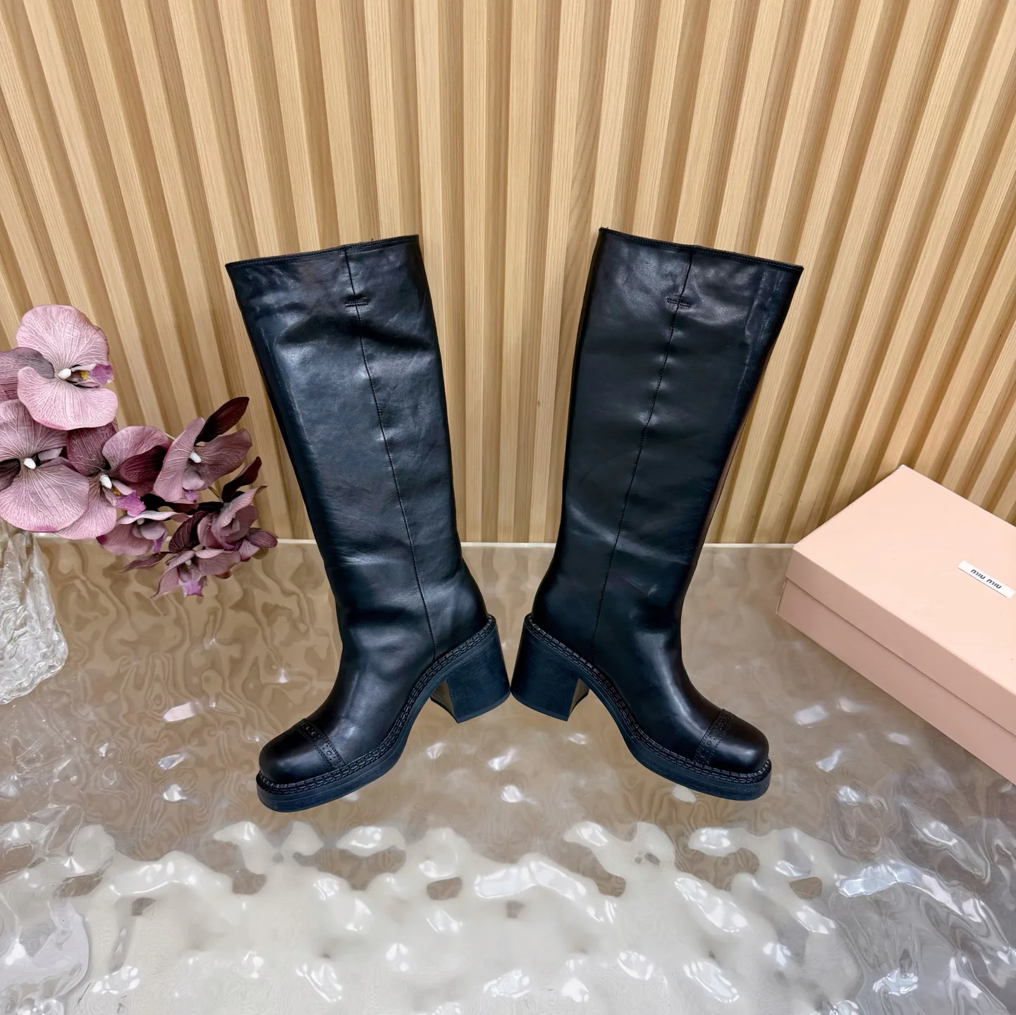 Women's Boots MIU MIU 18235418