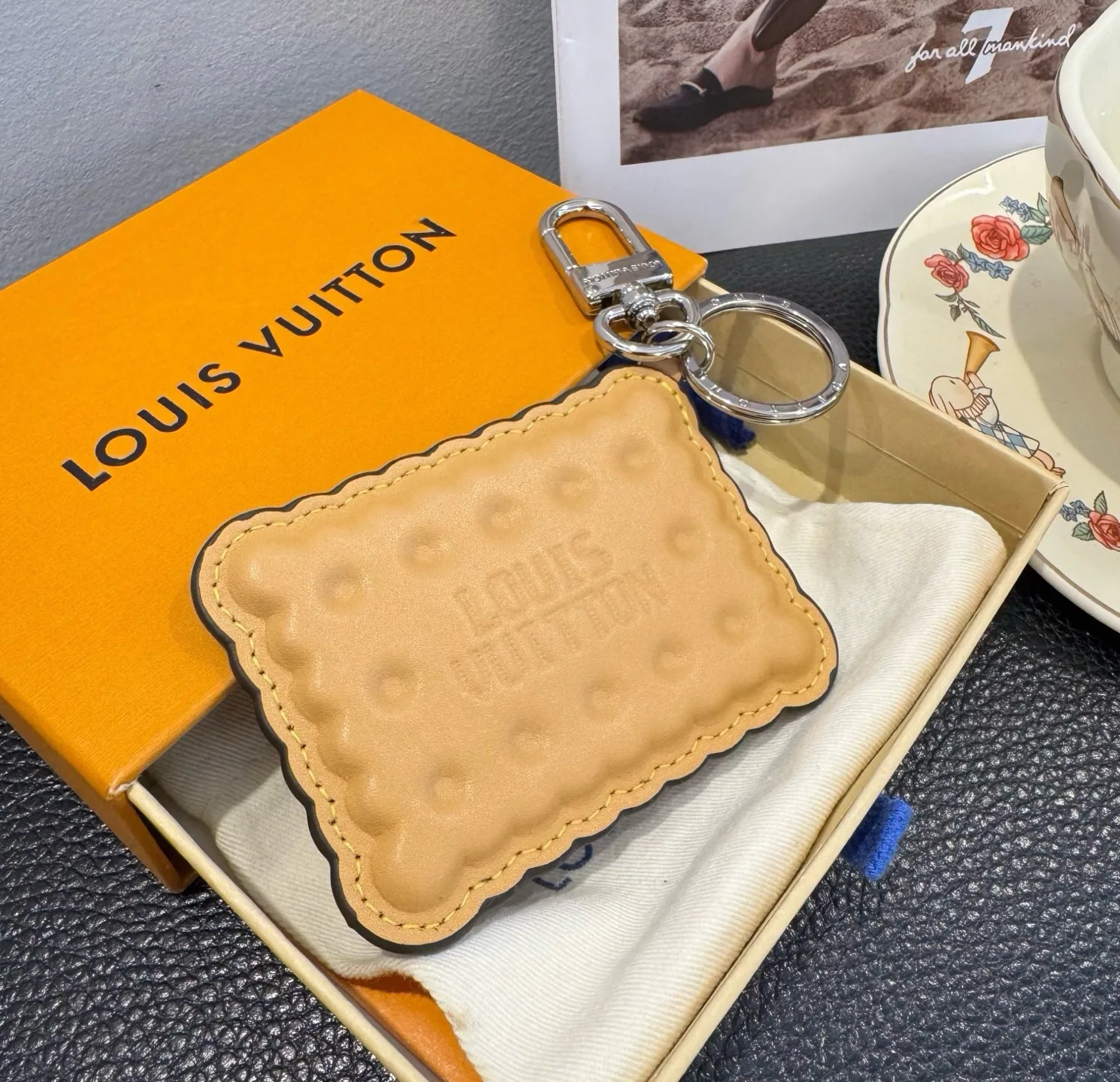Key Cases LOUIS VUITTON 18013297