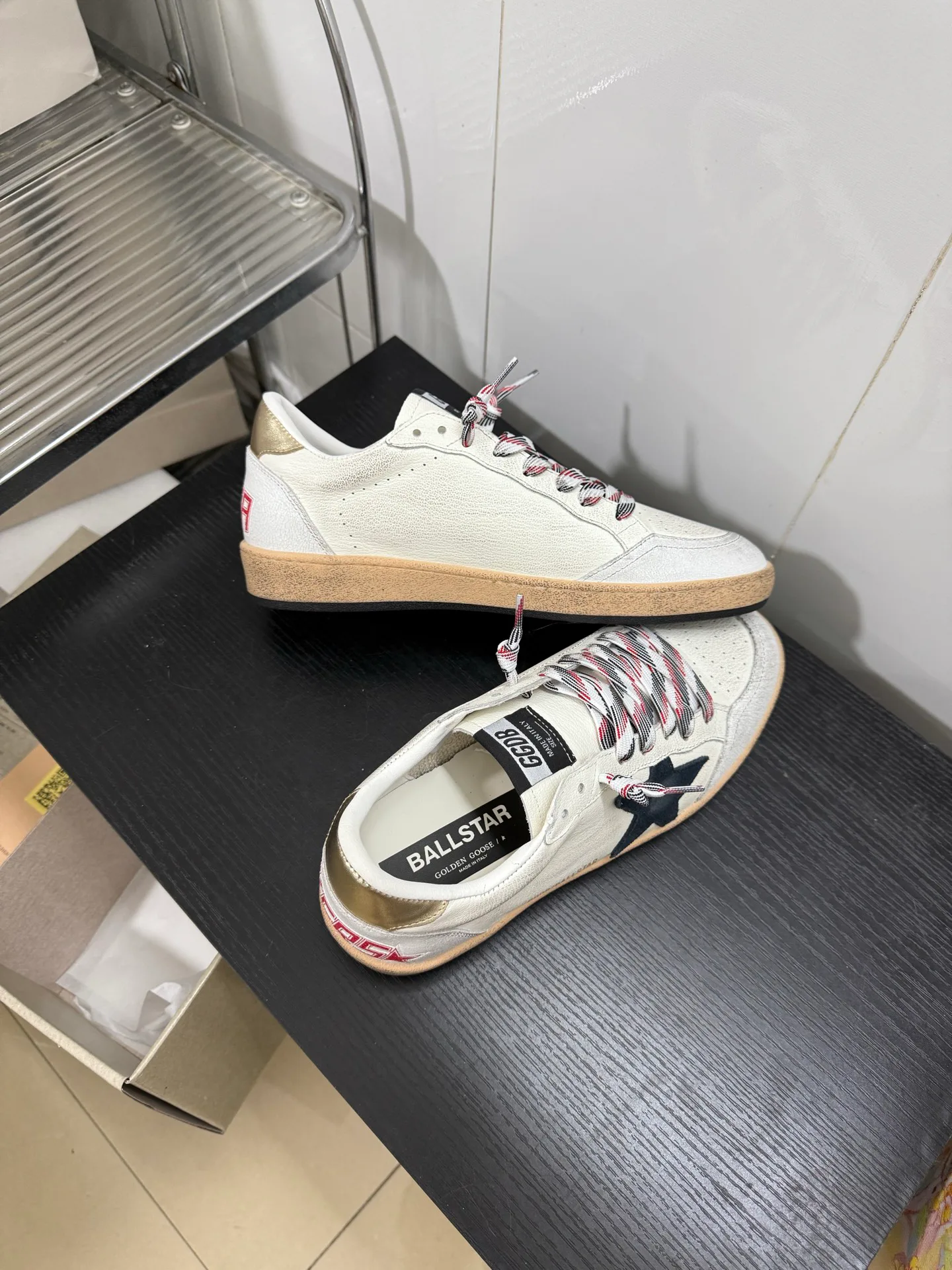 Women's Sneakers GOLDEN GOOSE 18211910