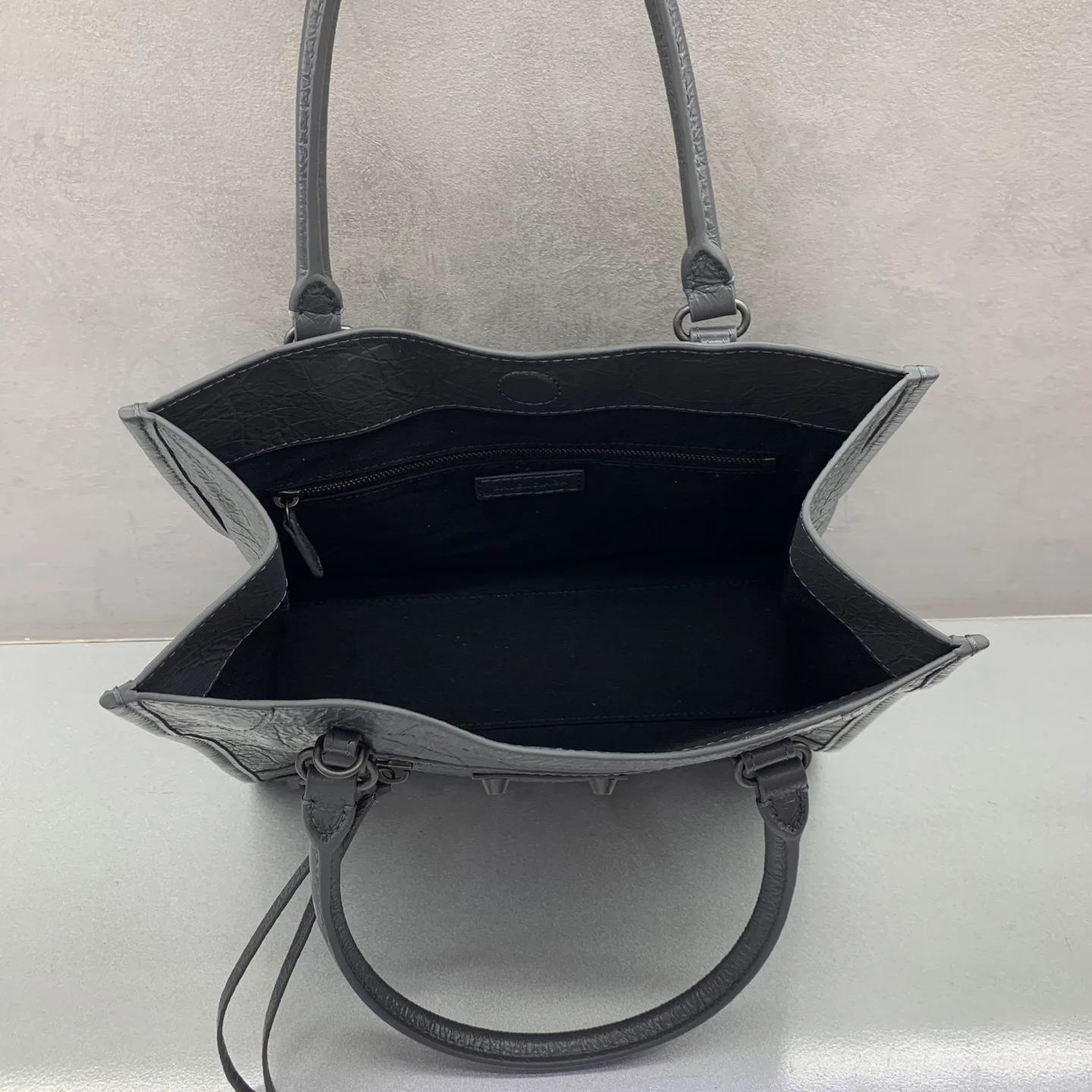 Women's Classic Handbags BALENCIAGA 18509147