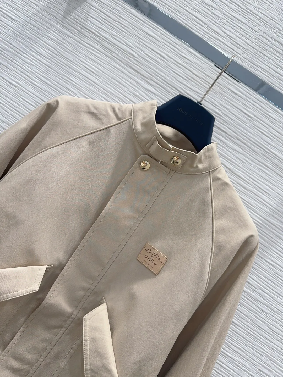 Women's Jackets And Down Jackets LOUIS VUITTON 18388609