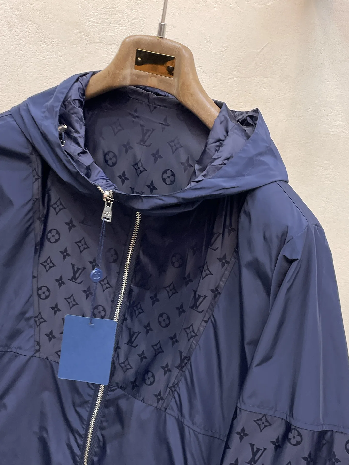 Men's Jackets And Down Jackets LOUIS VUITTON 17966719