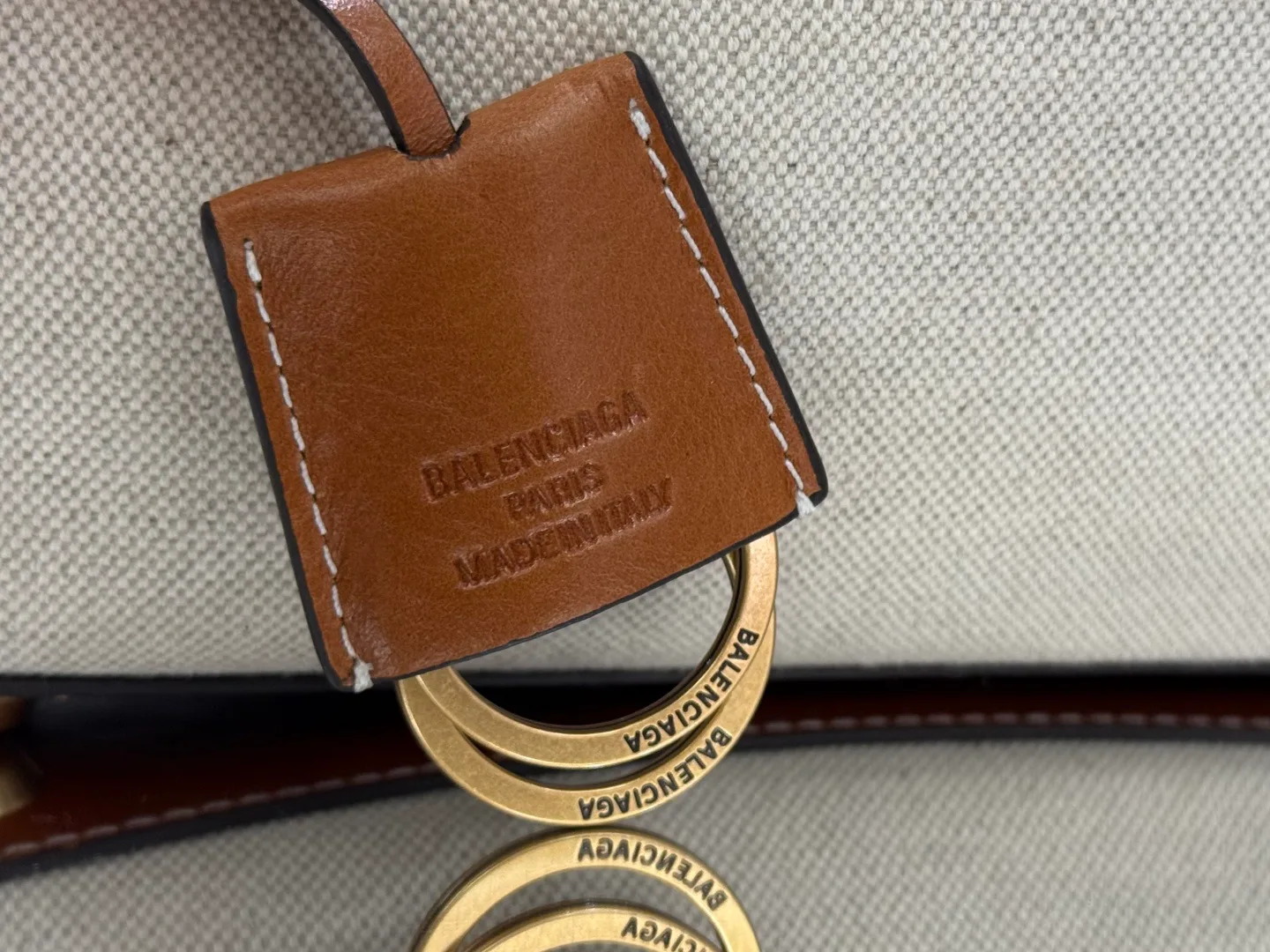 Классические Сумки Женские Balenciaga 18608579