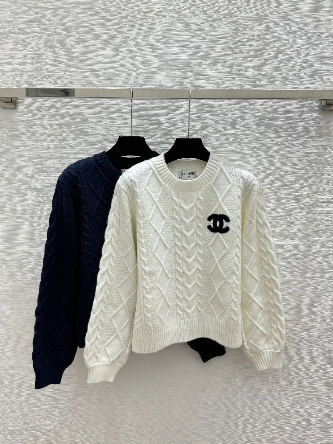 Women's Jumpers And Sweaters CHANEL 18138387