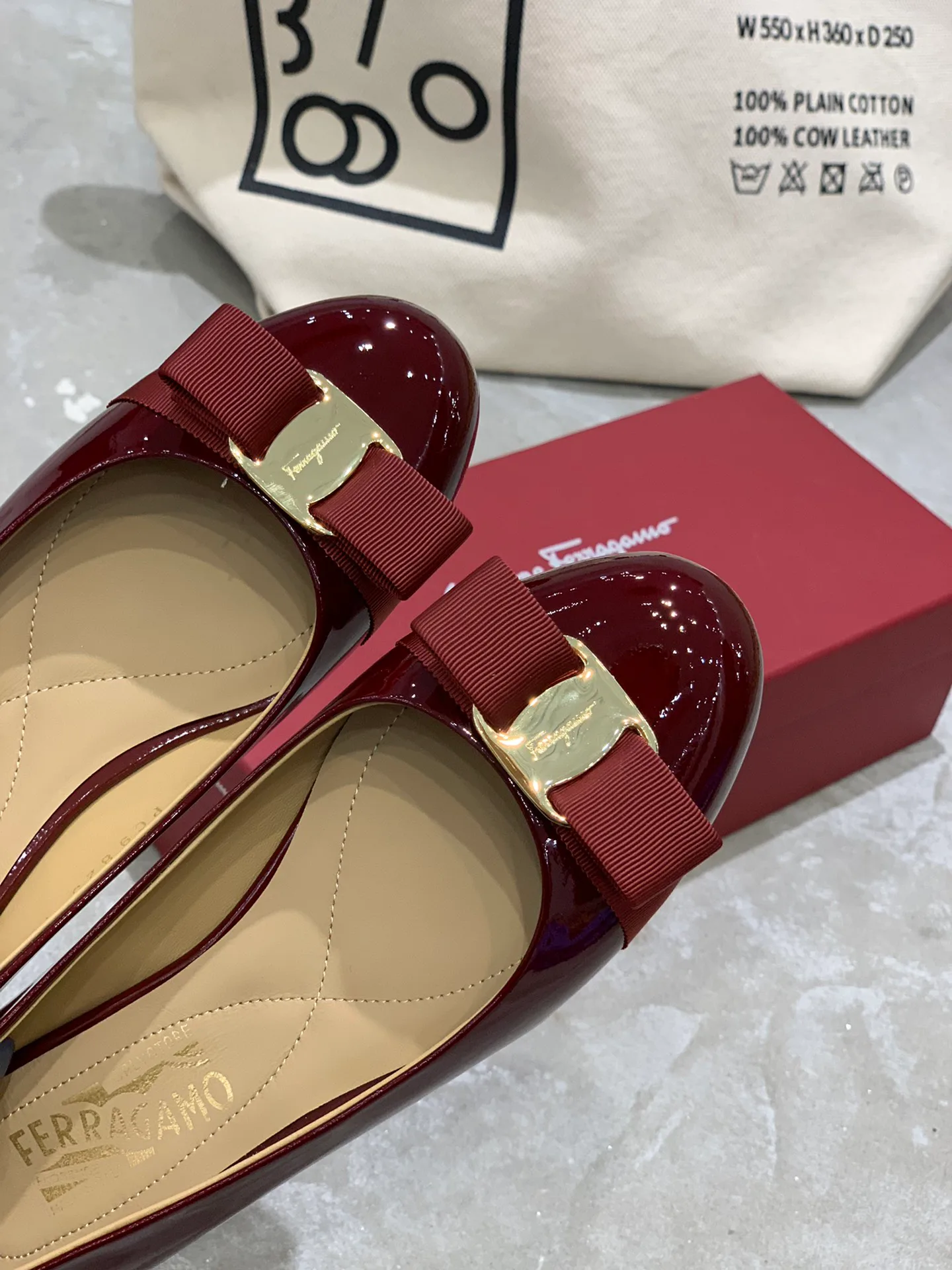 Women's Ballet Flats SALVATORE FERRAGAMO 18340642
