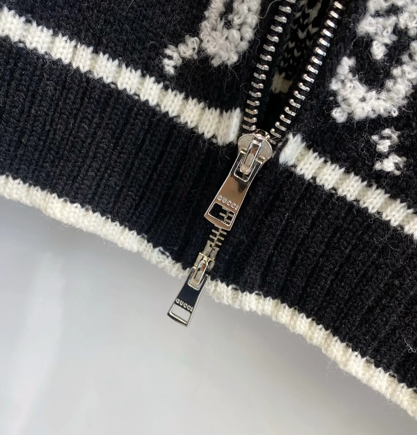 Women's Jumpers And Sweaters GUCCI 18238820