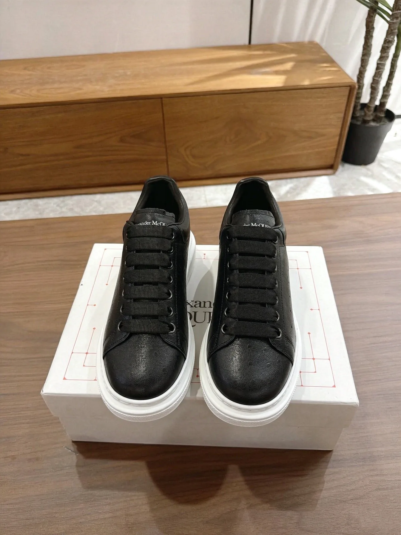 Women's Sneakers ALEXANDER MCQUEEN 18159794