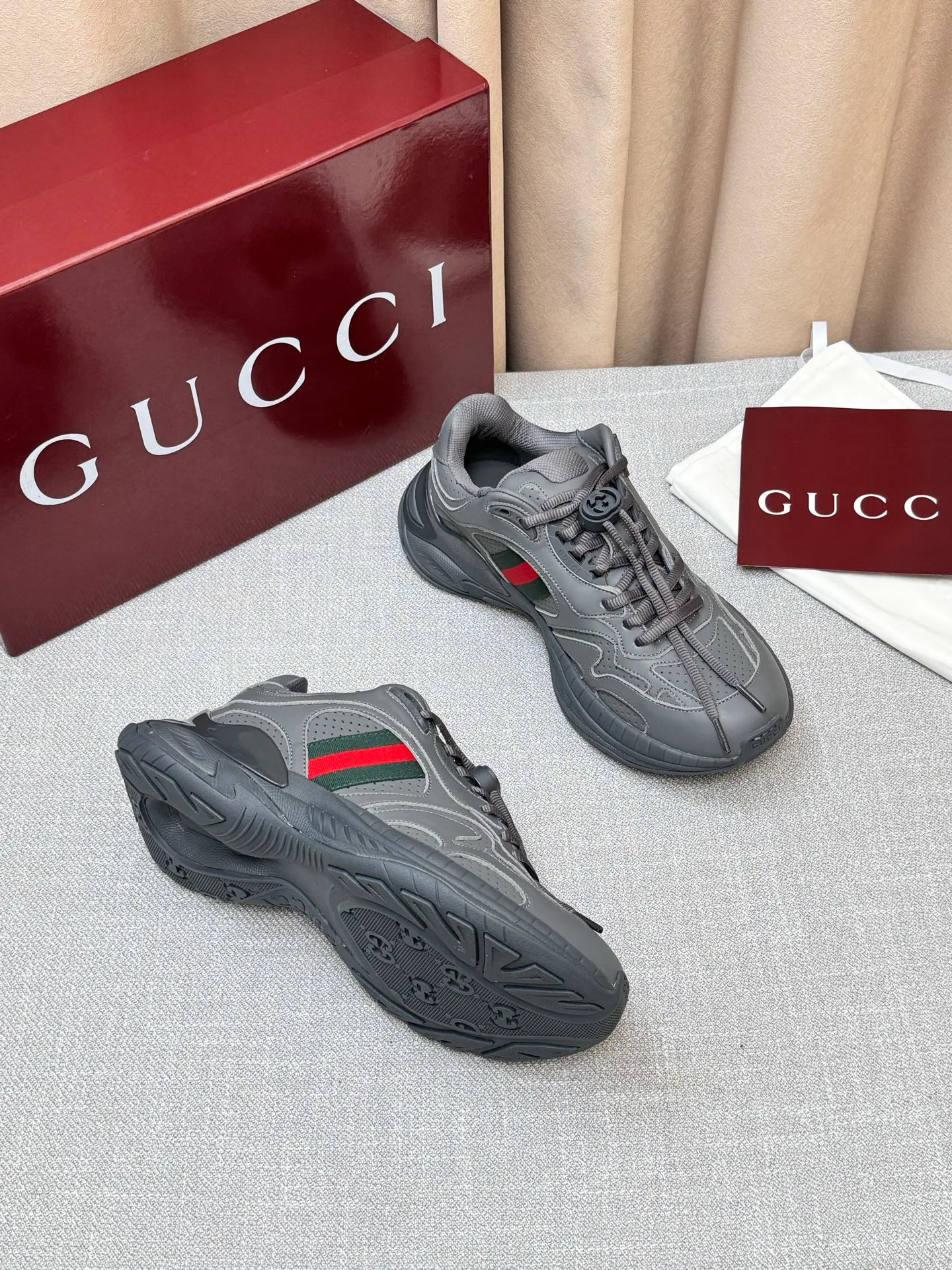 Men's Sneakers GUCCI 17620474