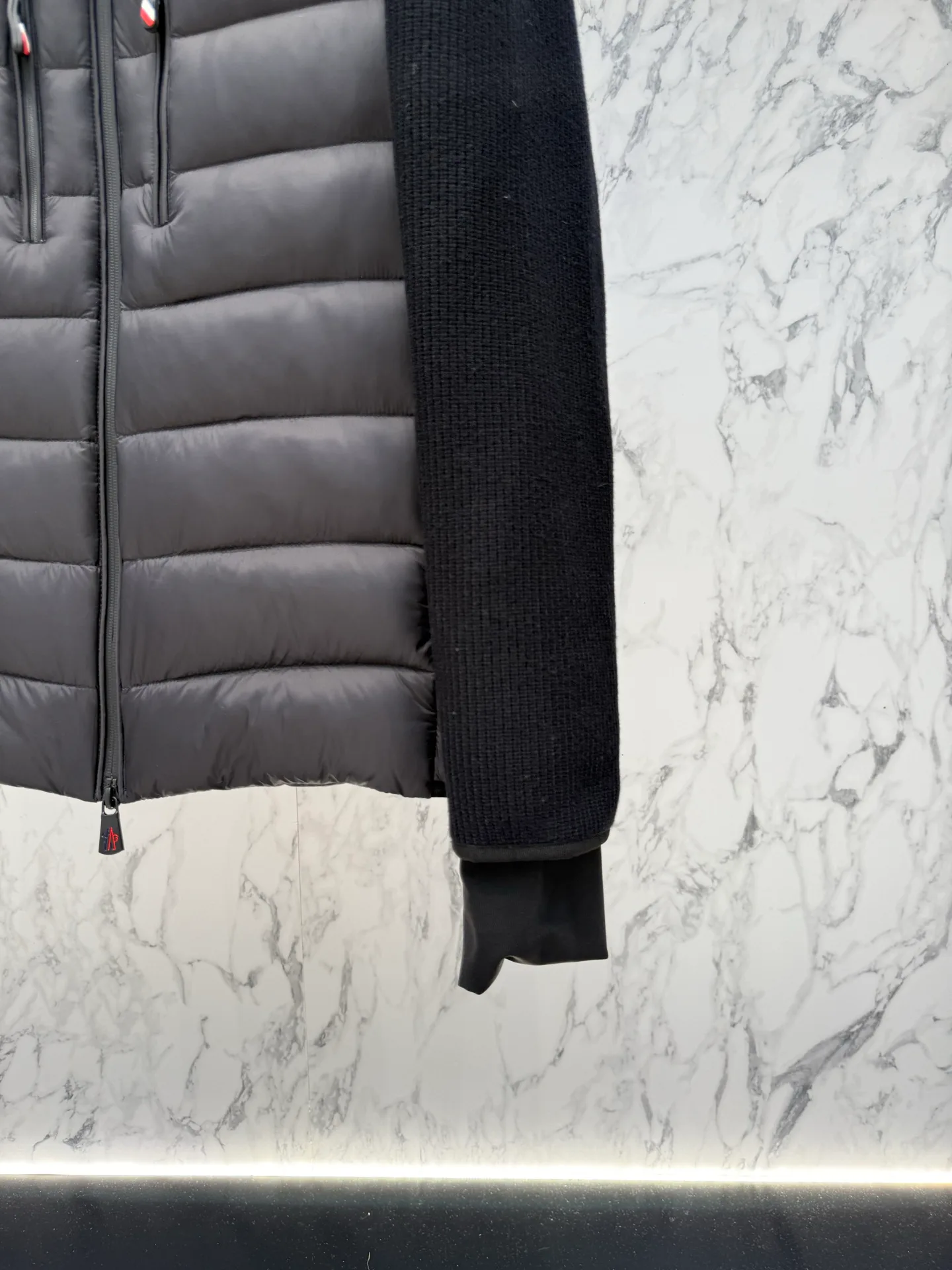 Men's Jackets And Down Jackets MONCLER 18236931