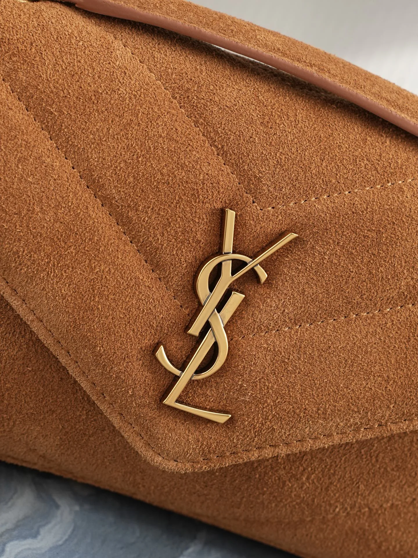 Women's Classic Handbags SAINT LAURENT 17936590