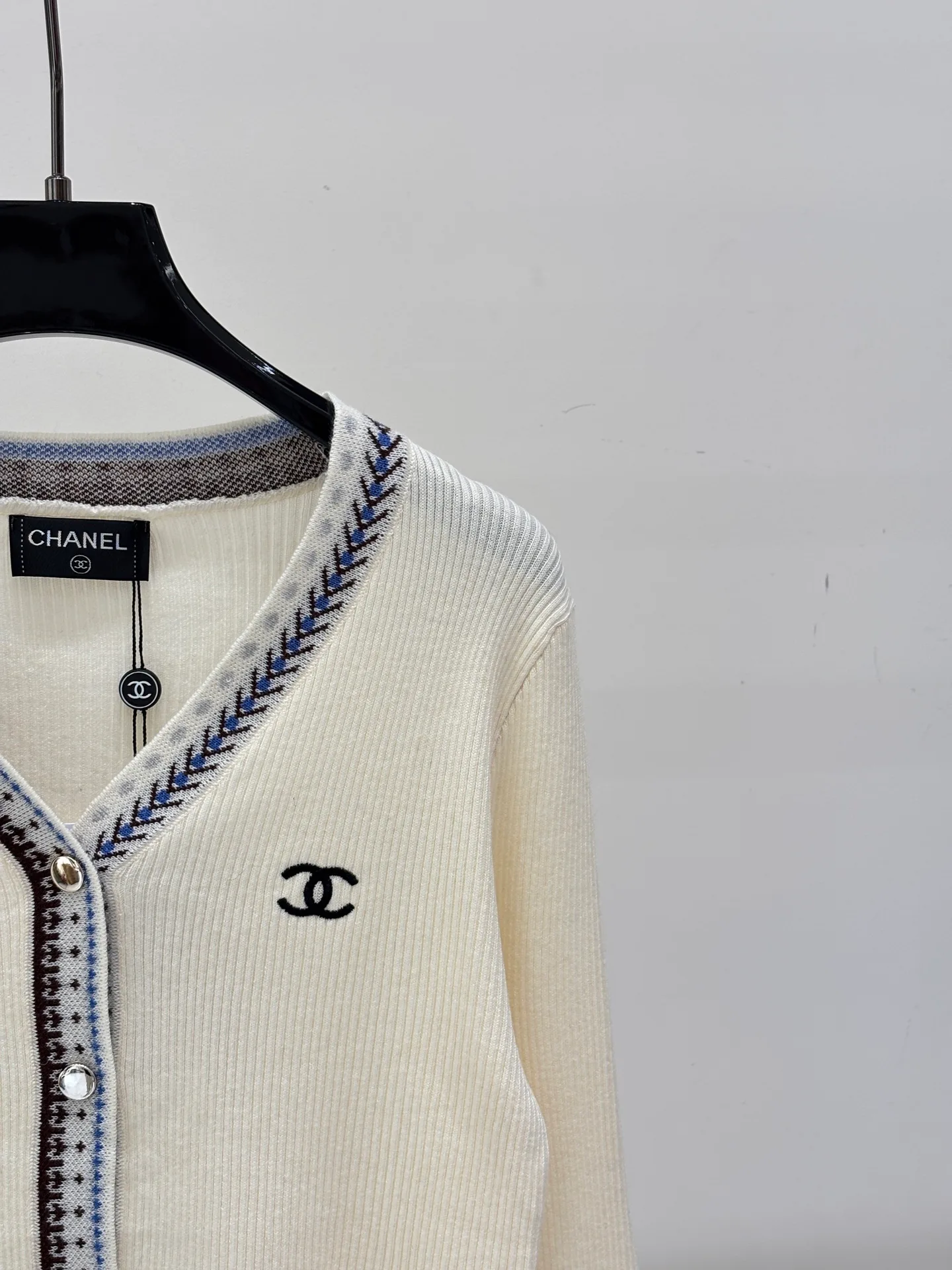 Women's Jumpers And Sweaters CHANEL 18180405