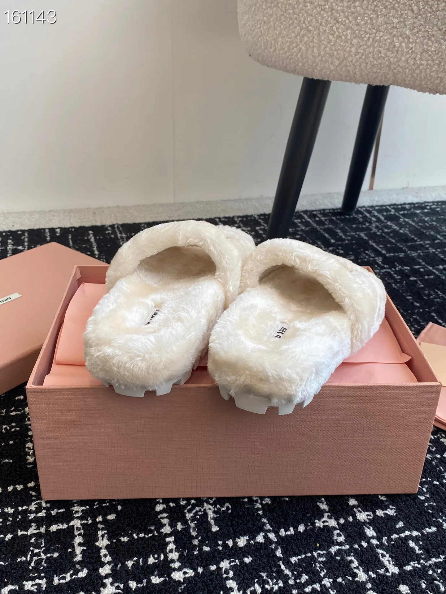 Women's Slippers MIU MIU 18241537
