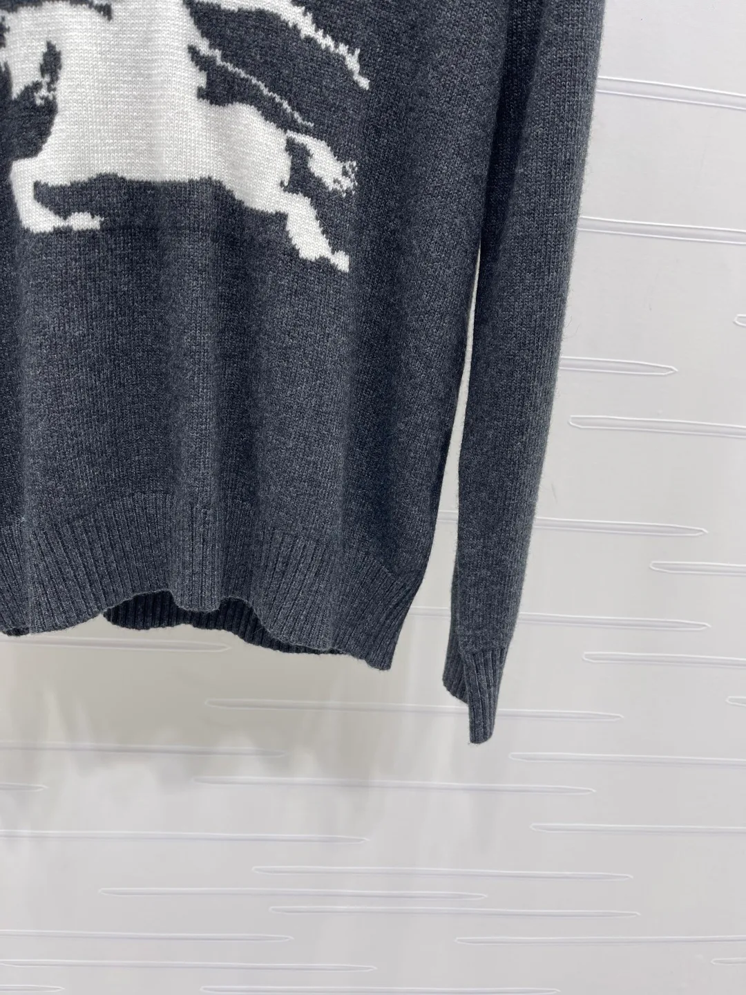 Women's Jumpers And Sweaters BURBERRY 17918675