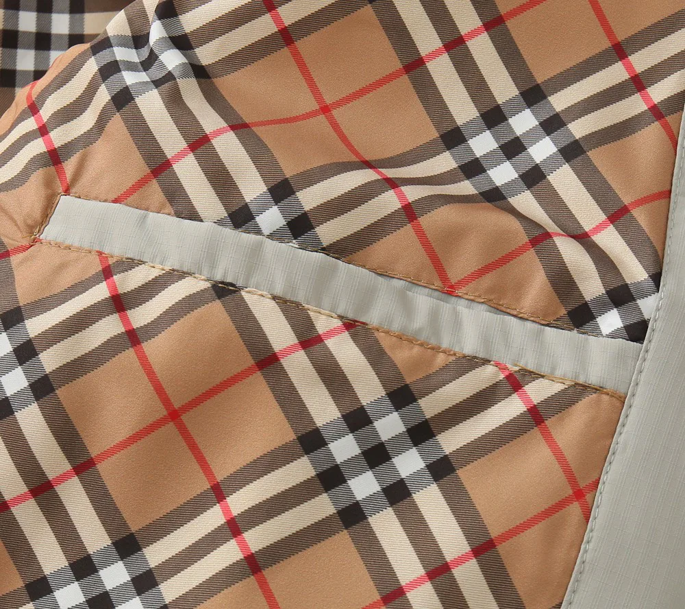 Men's Jackets And Down Jackets BURBERRY 18157235