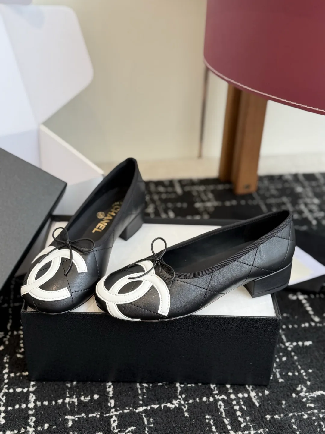 Women's Ballet Flats CHANEL 17740548