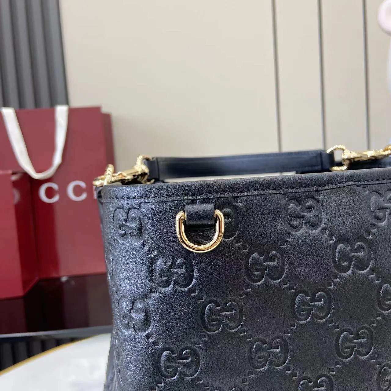Women's Classic Handbags GUCCI 18404549