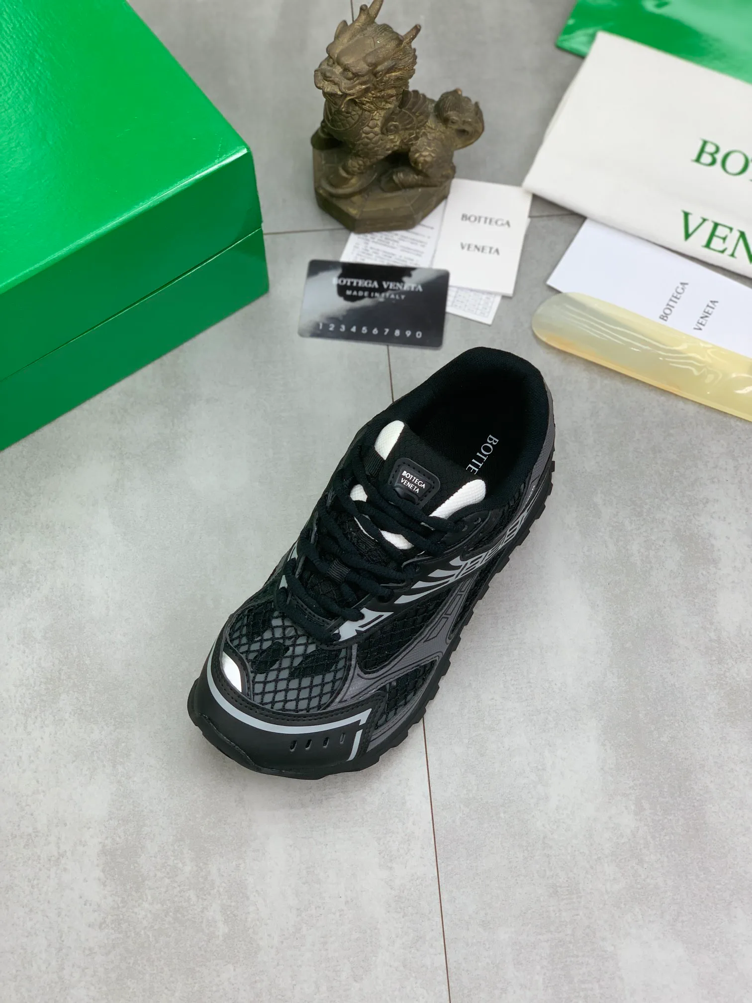 Women's Sneakers BOTTEGA VENETA 18365165