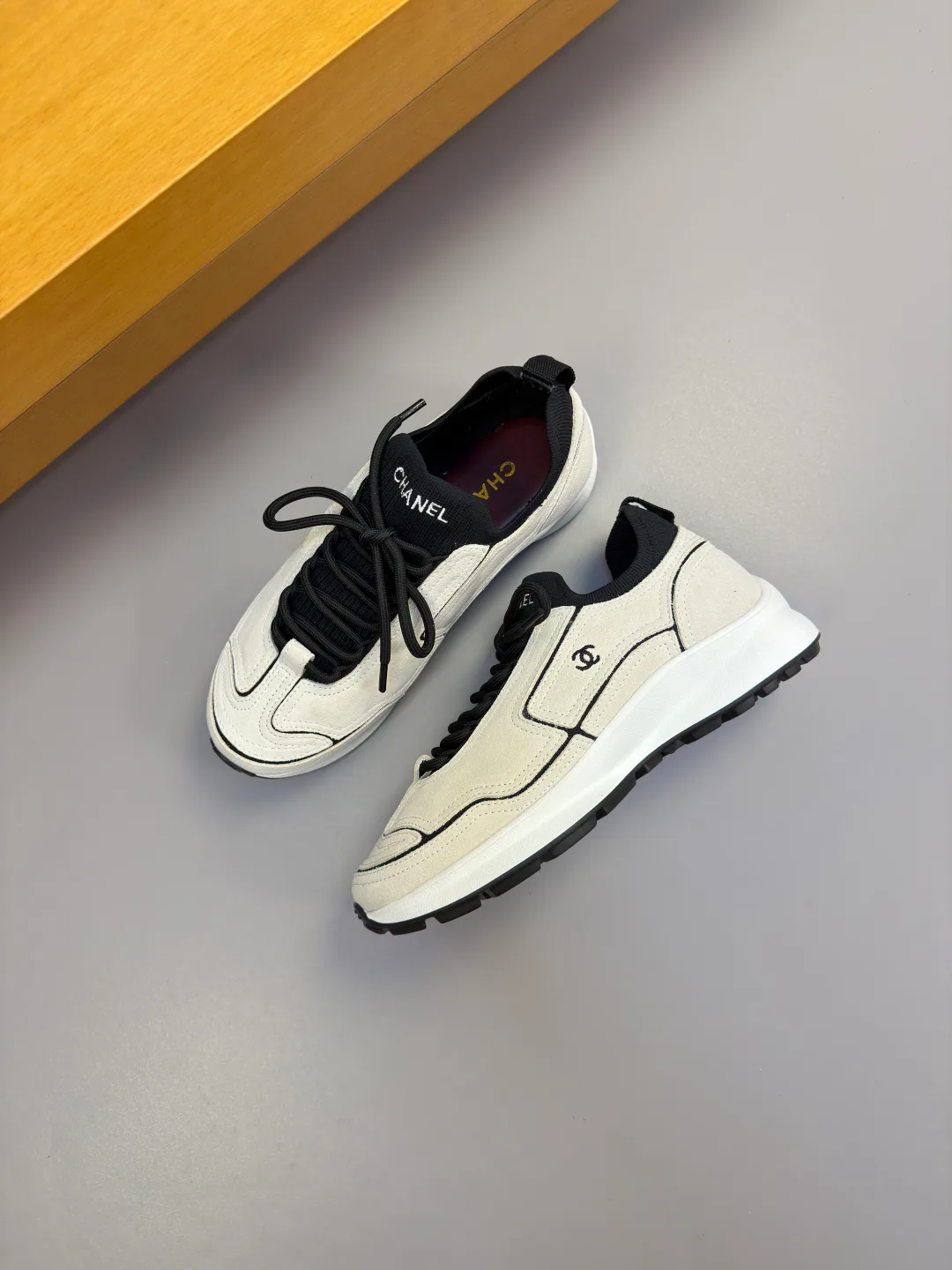 Women's Sneakers CHANEL 16874092