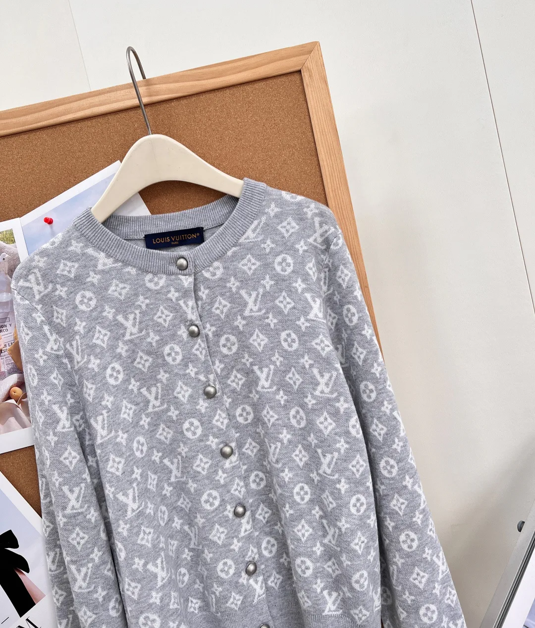 Women's Jumpers And Sweaters LOUIS VUITTON 18015265