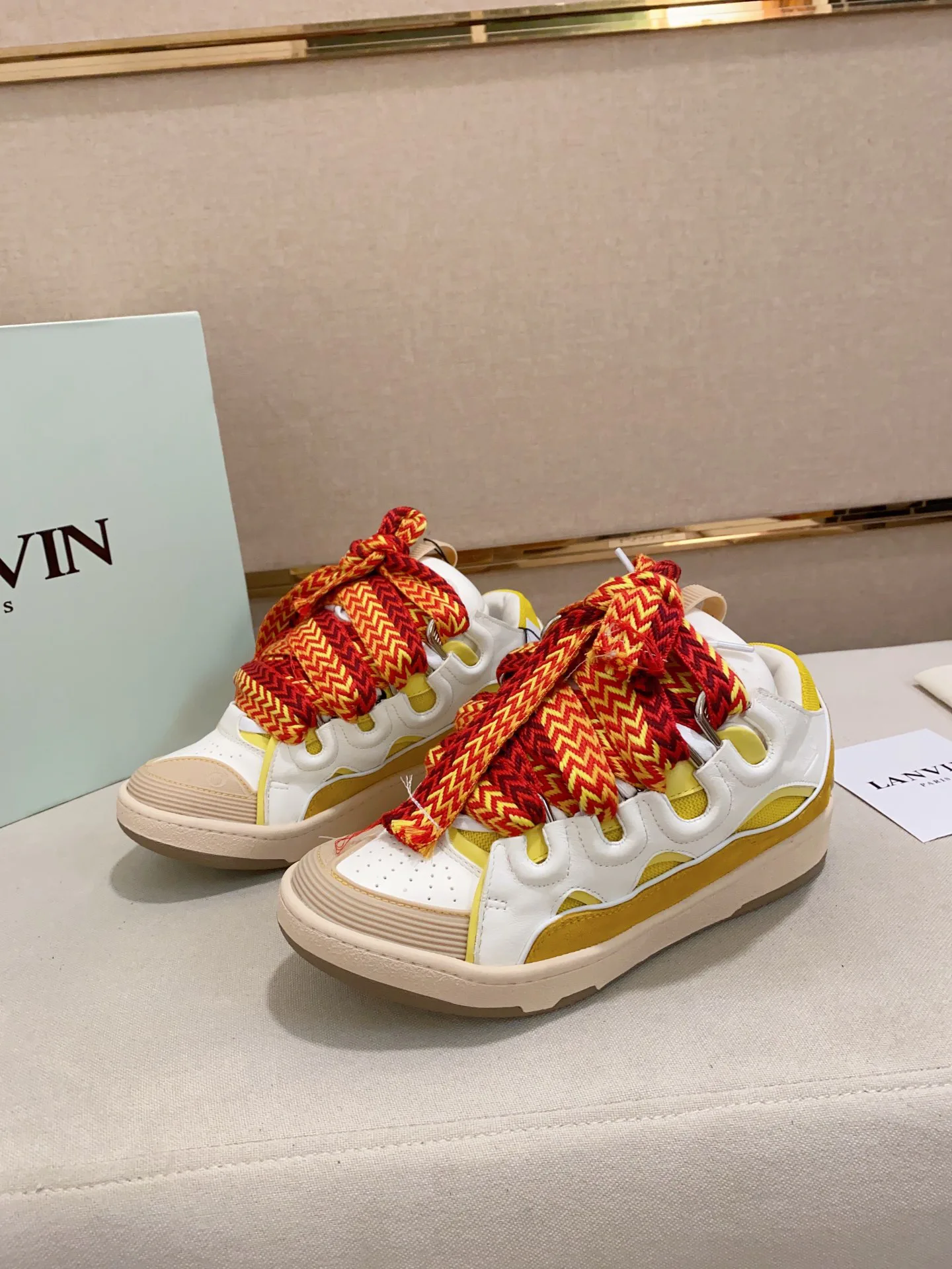 Women's Sneakers LANVIN 17955131