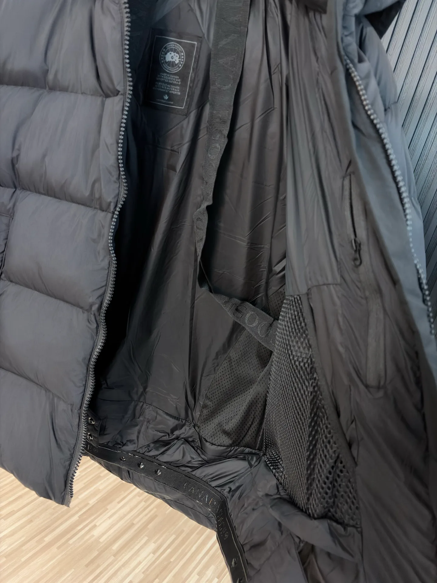Women's Jackets And Down Jackets CANADA GOOSE 18391748