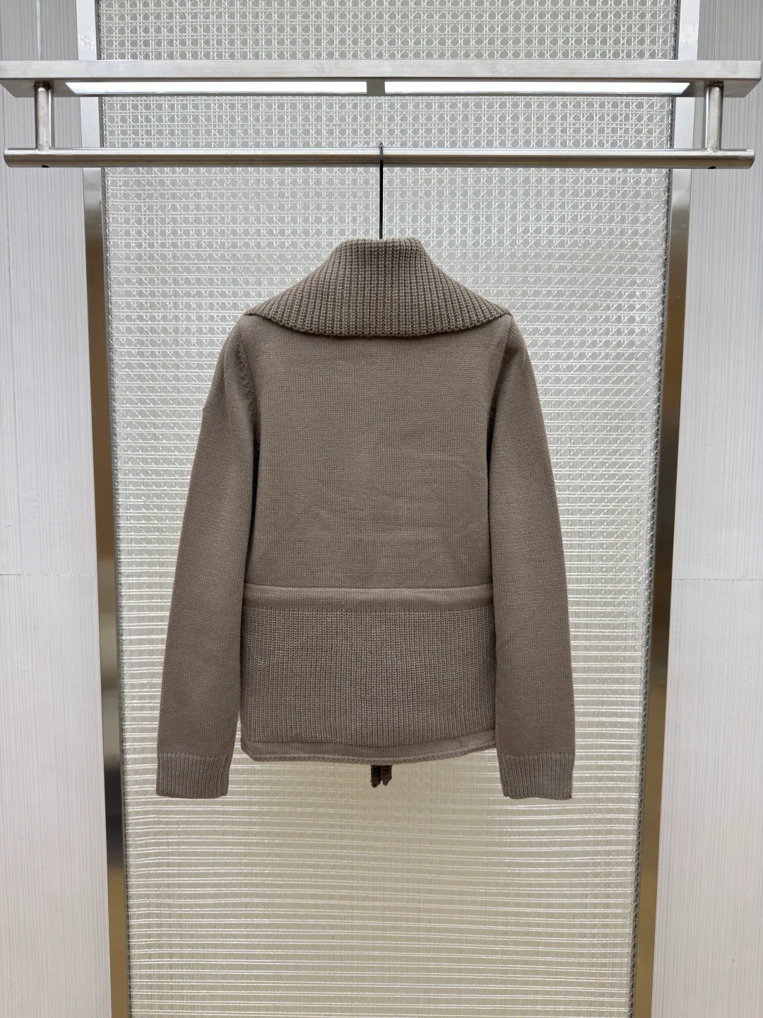 Куртки И Пуховики Мужские Moncler 18558561