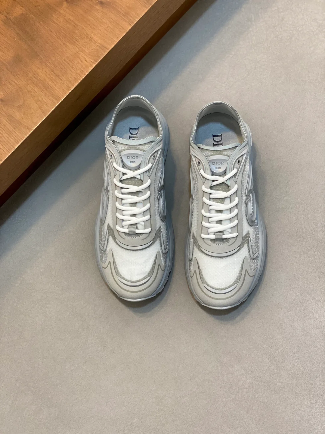 Women's Sneakers CHRISTIAN DIOR 17342977
