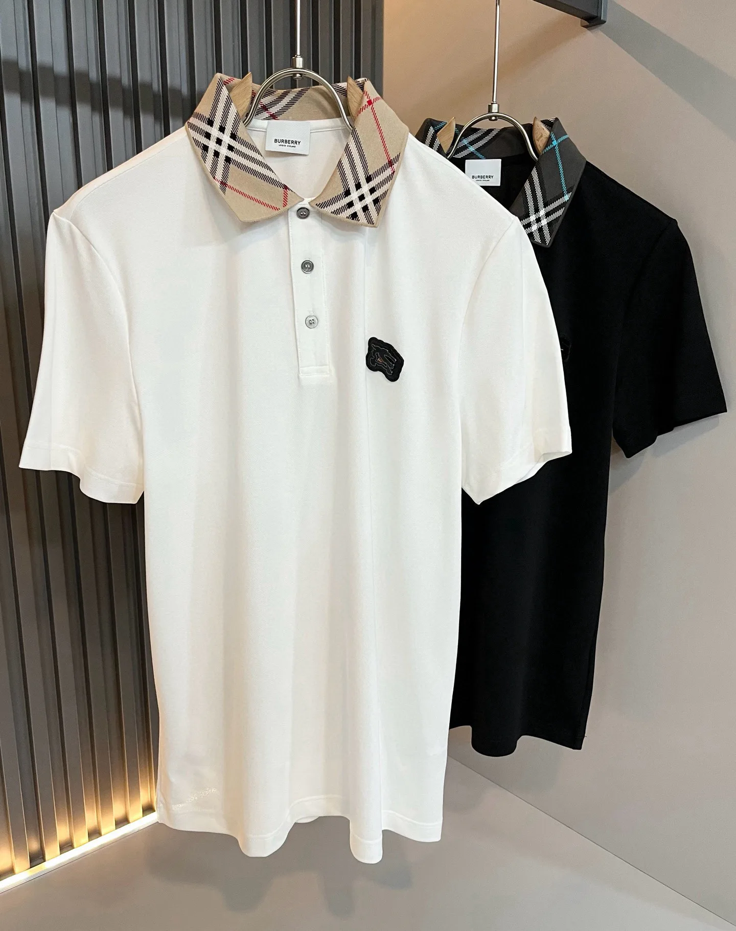 Men's Shirts BURBERRY 18343316