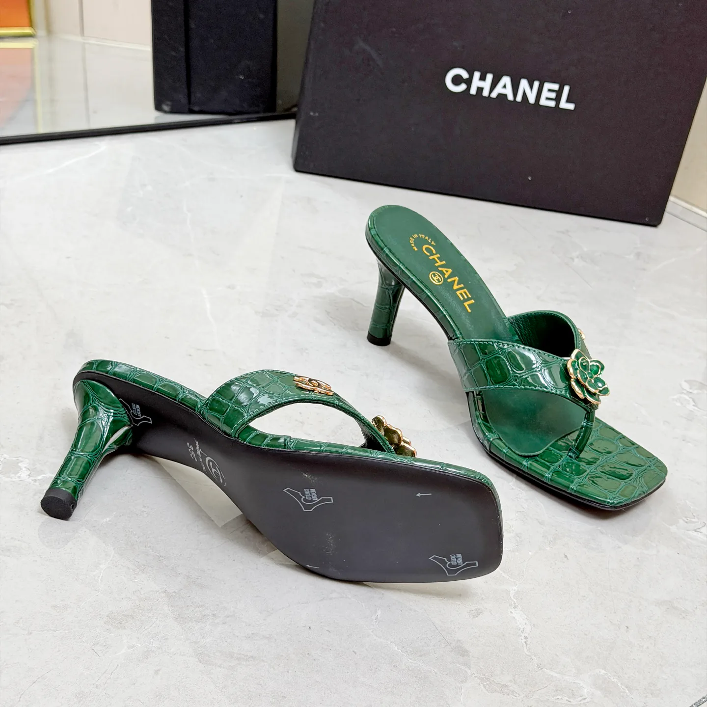 Women's Open-Toe Sandals CHANEL 17335024