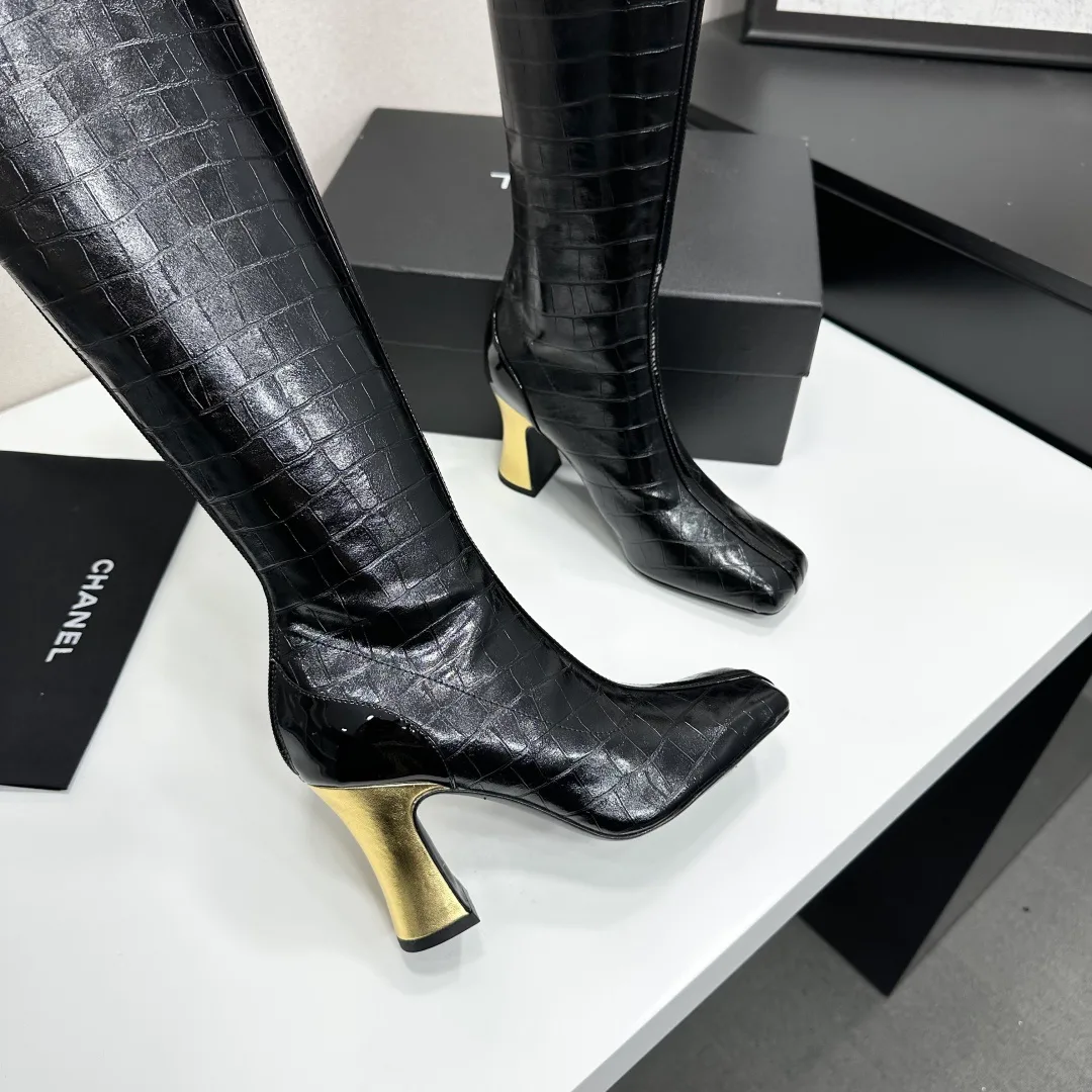 Women's Boots CHANEL 18366732