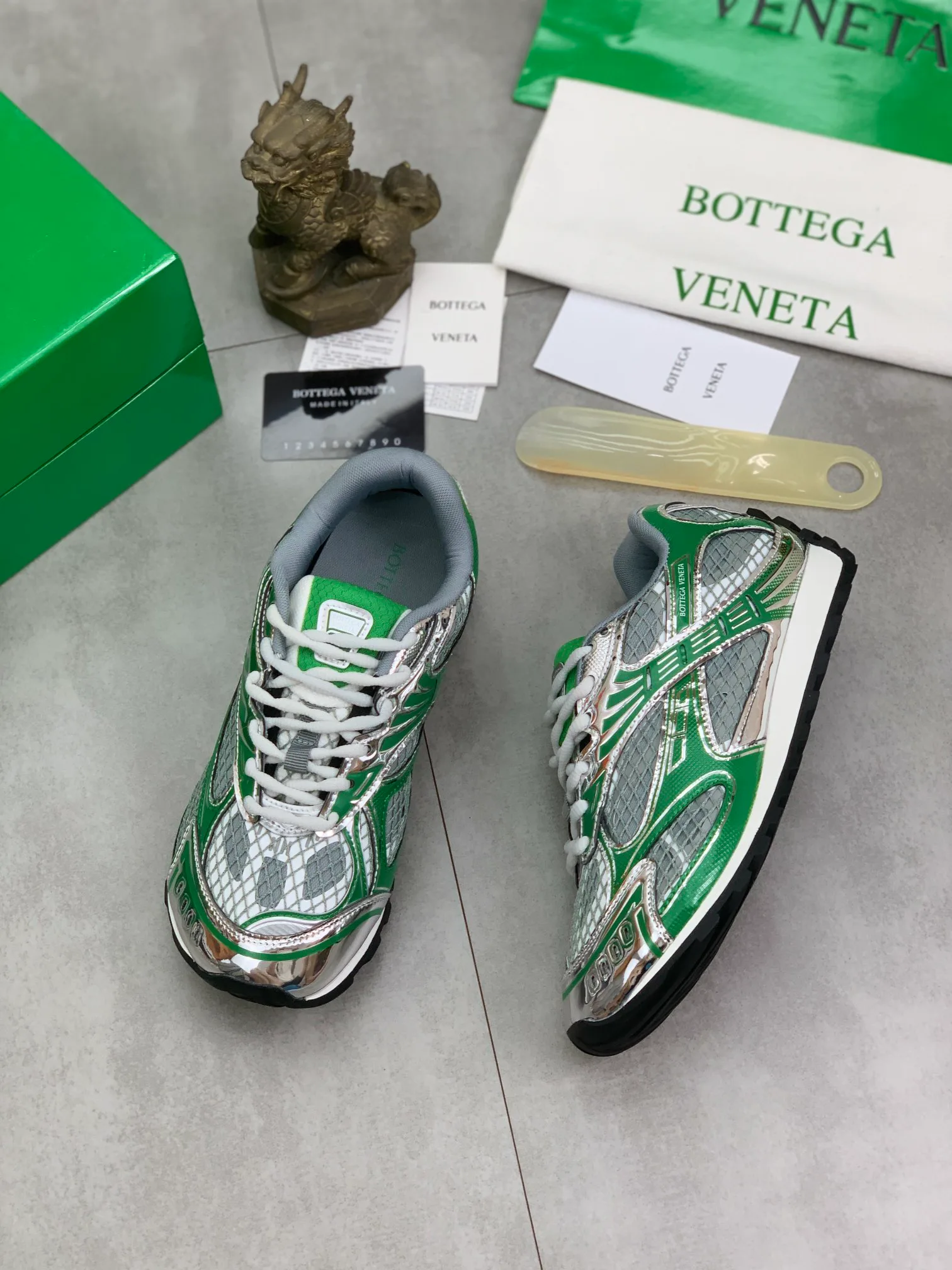 Women's Sneakers BOTTEGA VENETA 18365166