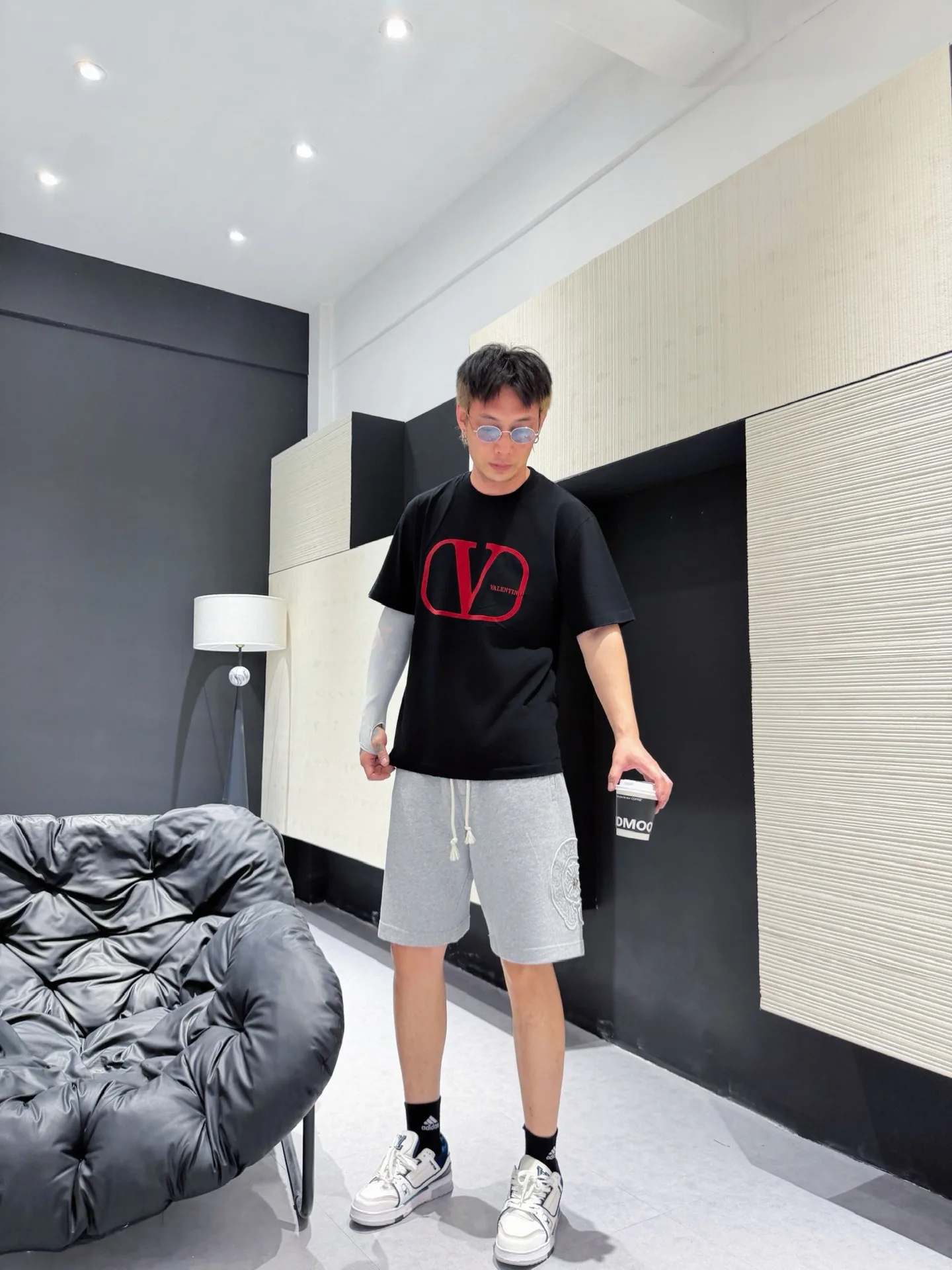 Men's T-Shirts VALENTINO 17037335