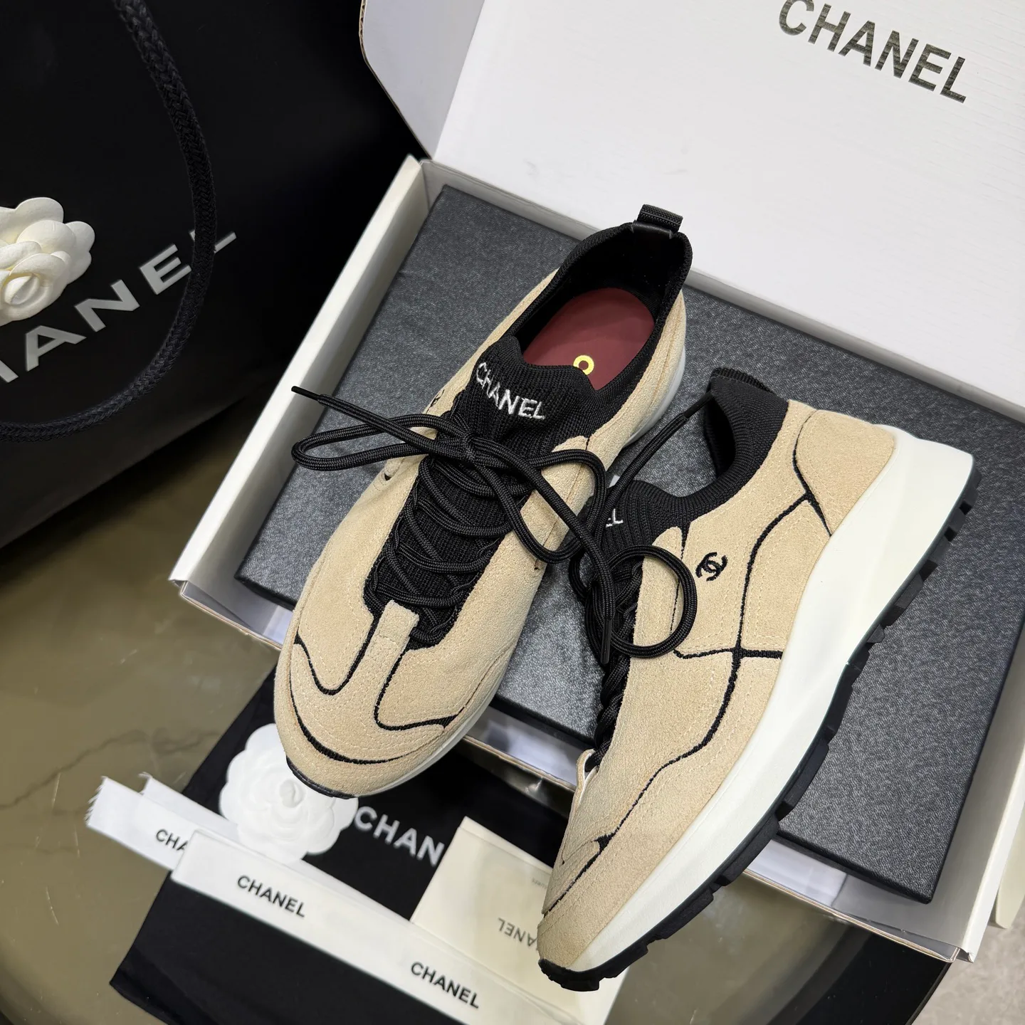 Women's Sneakers CHANEL 17877255