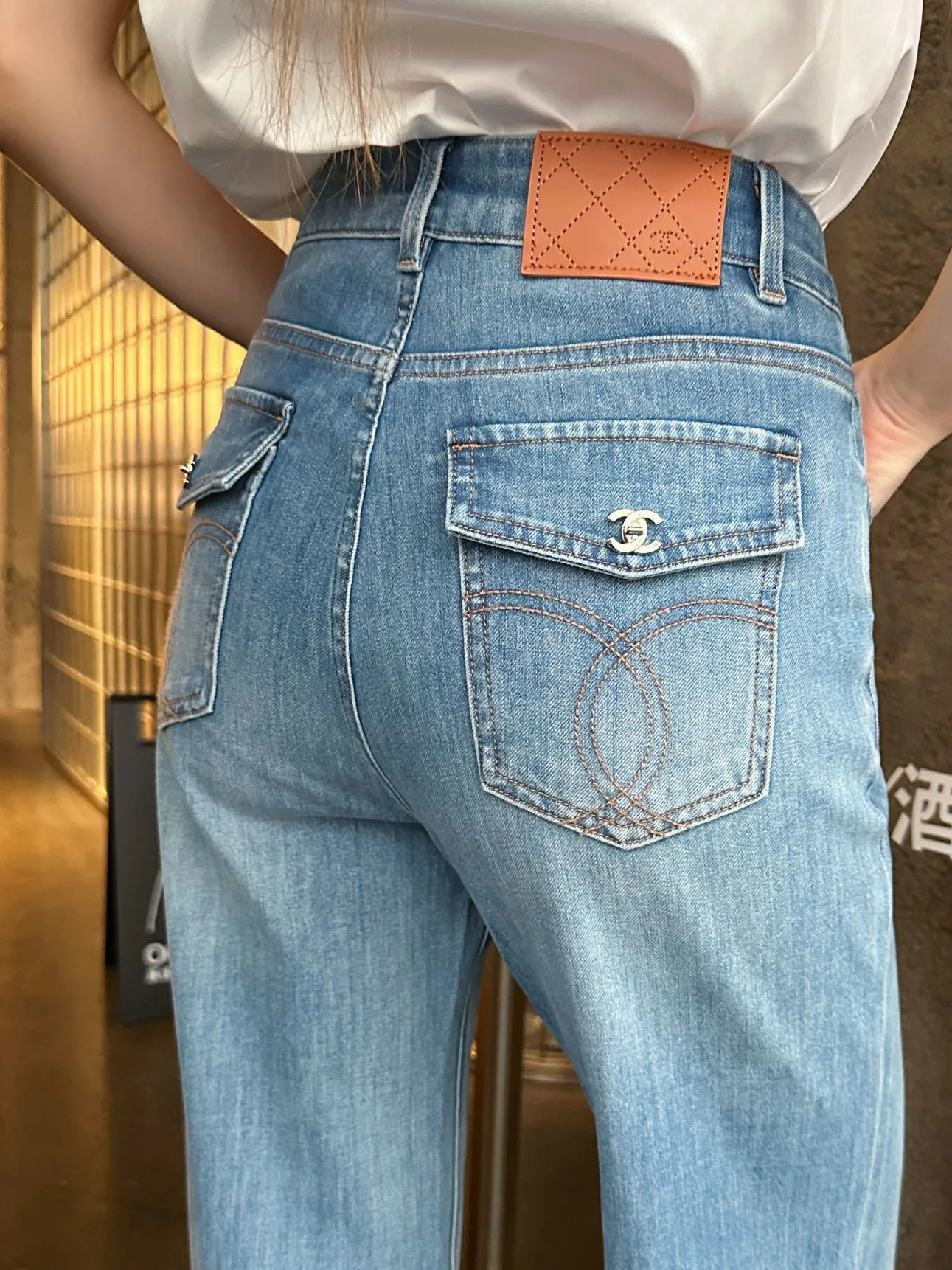 Джинсы Женские Chanel 18577008