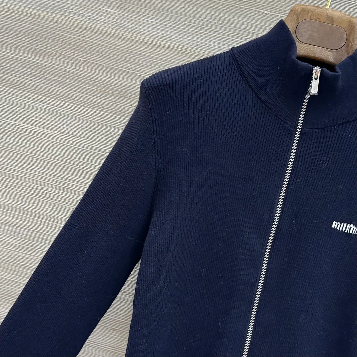 Women's Jumpers And Sweaters MIU MIU 18452390