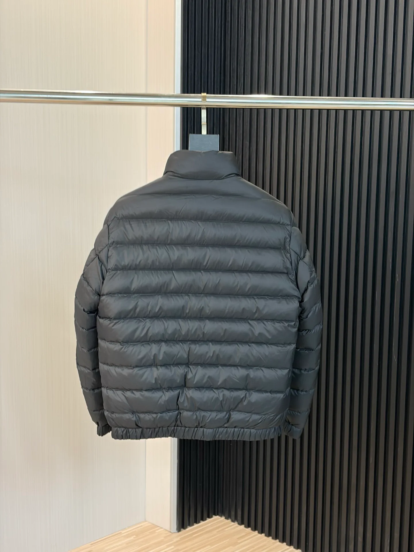 Women's Jackets And Down Jackets MONCLER 18188486